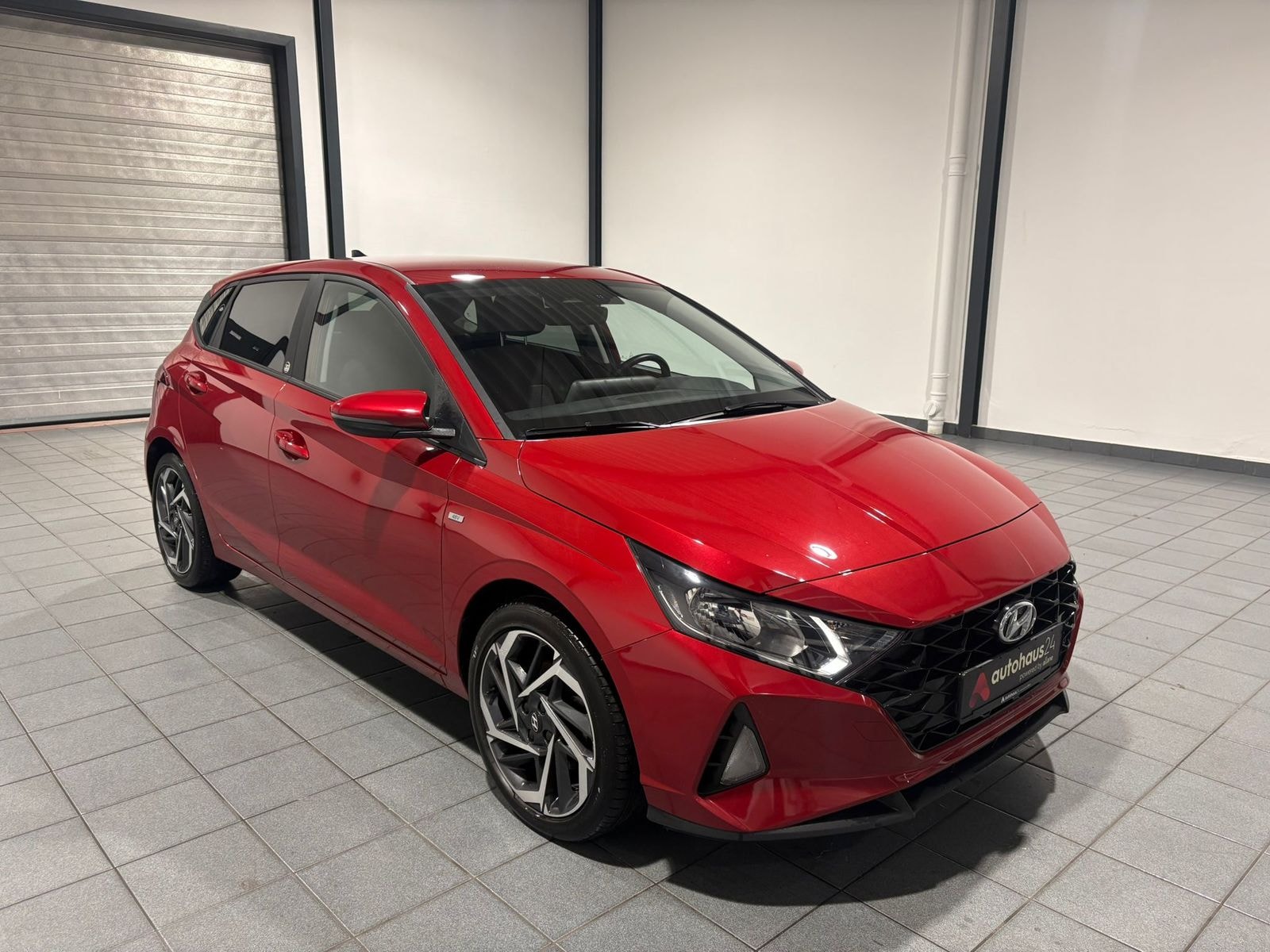 Hyundai i20 Schräghecklimousine HYUNDAI i20 1.0 T-GDI 74kW Hybrid DCT Edition 30+ Schräghecklimousine #1