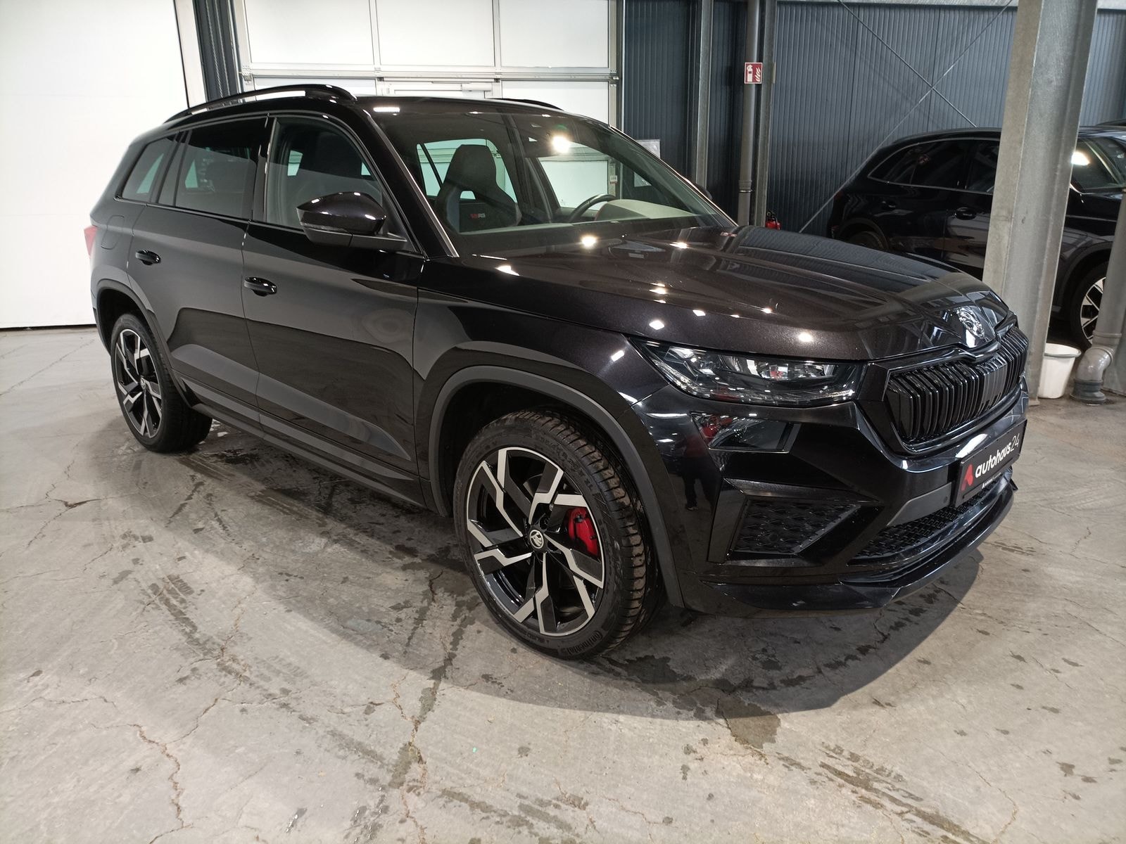 ŠKODA Kodiaq SUV / Crossover / Geländewagen SKODA Kodiaq 2.0 TSI DSG 4x4 RS Sports Utility Vehicle #1