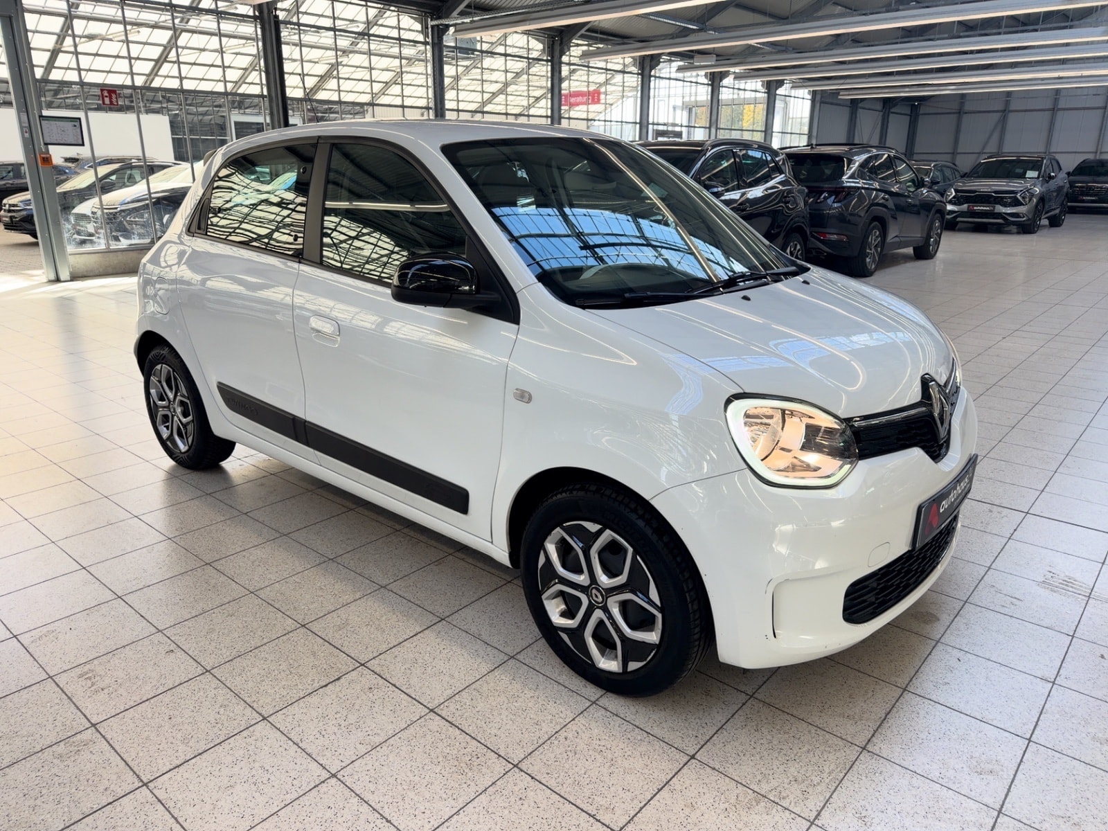 Renault Twingo Schräghecklimousine RENAULT Twingo SCe 65 Equilibre Schräghecklimousine #1
