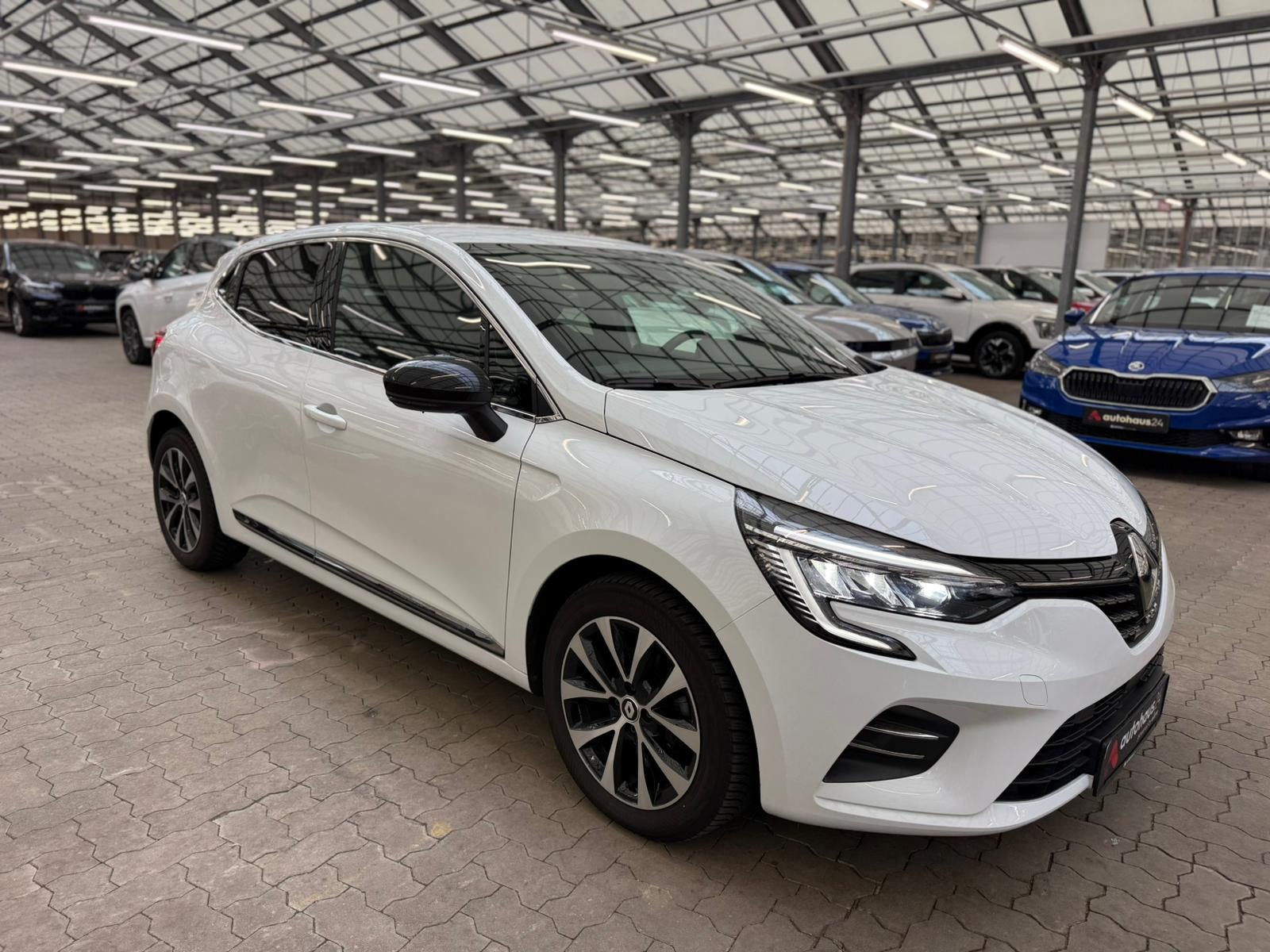 Renault Clio Limousine RENAULT Clio TCe 90 X-tronic Techno Schräghecklimousine #1