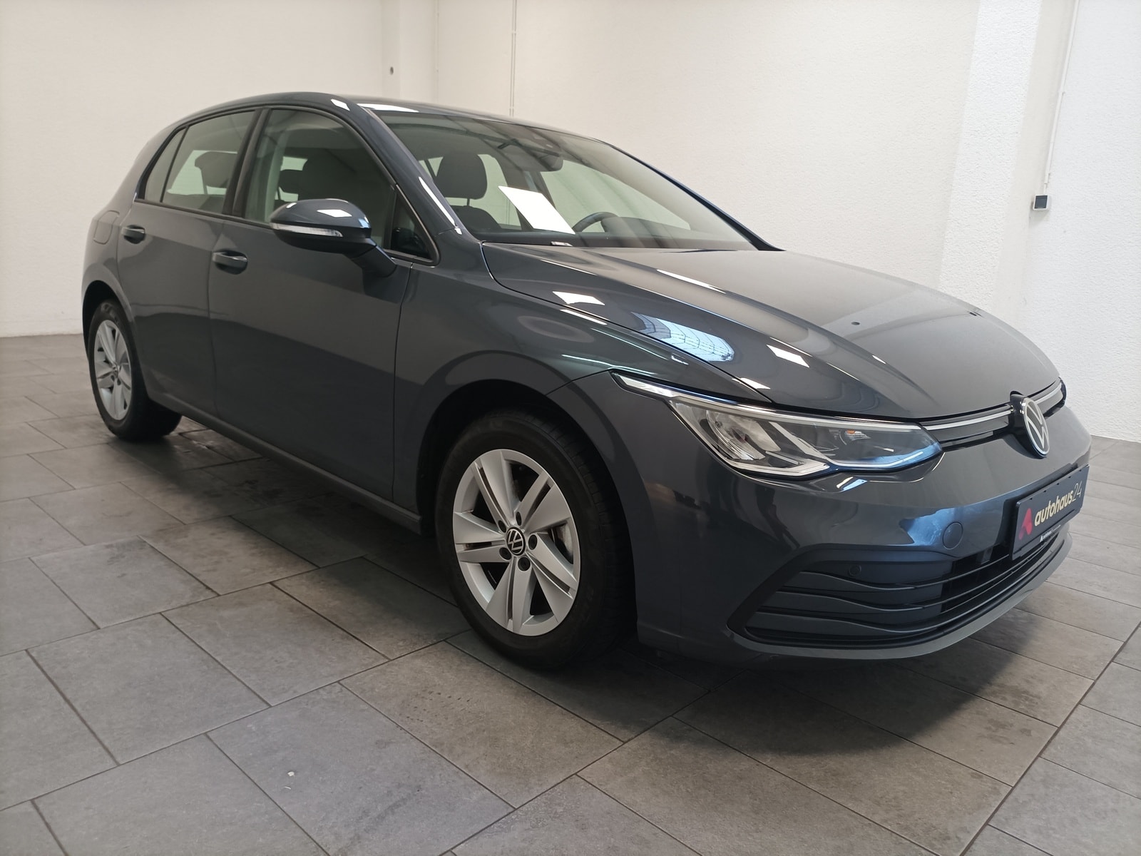 Volkswagen Golf Limousine VOLKSWAGEN Golf 1.0 eTSI OPF 81kW DSG Life Schräghecklimousine #1