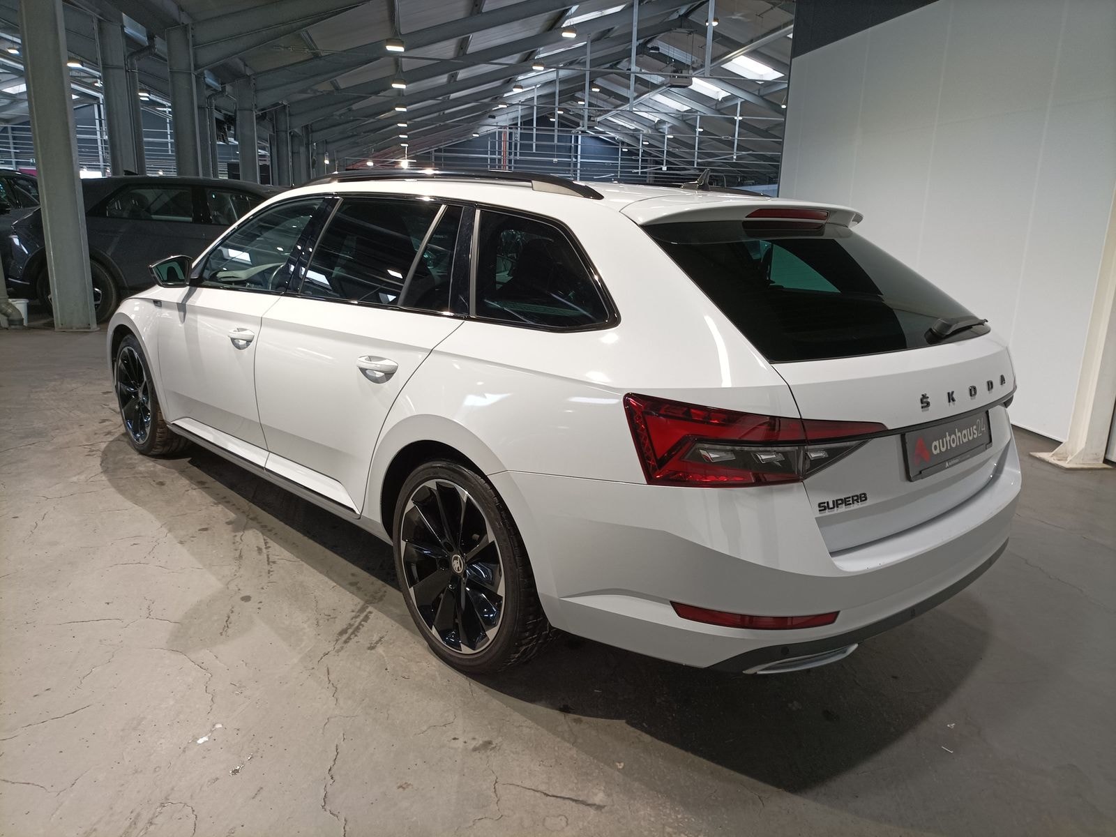 Skoda Superb Kombi Superb Combi 2.0 TDI Sportline (EURO 6d) #4