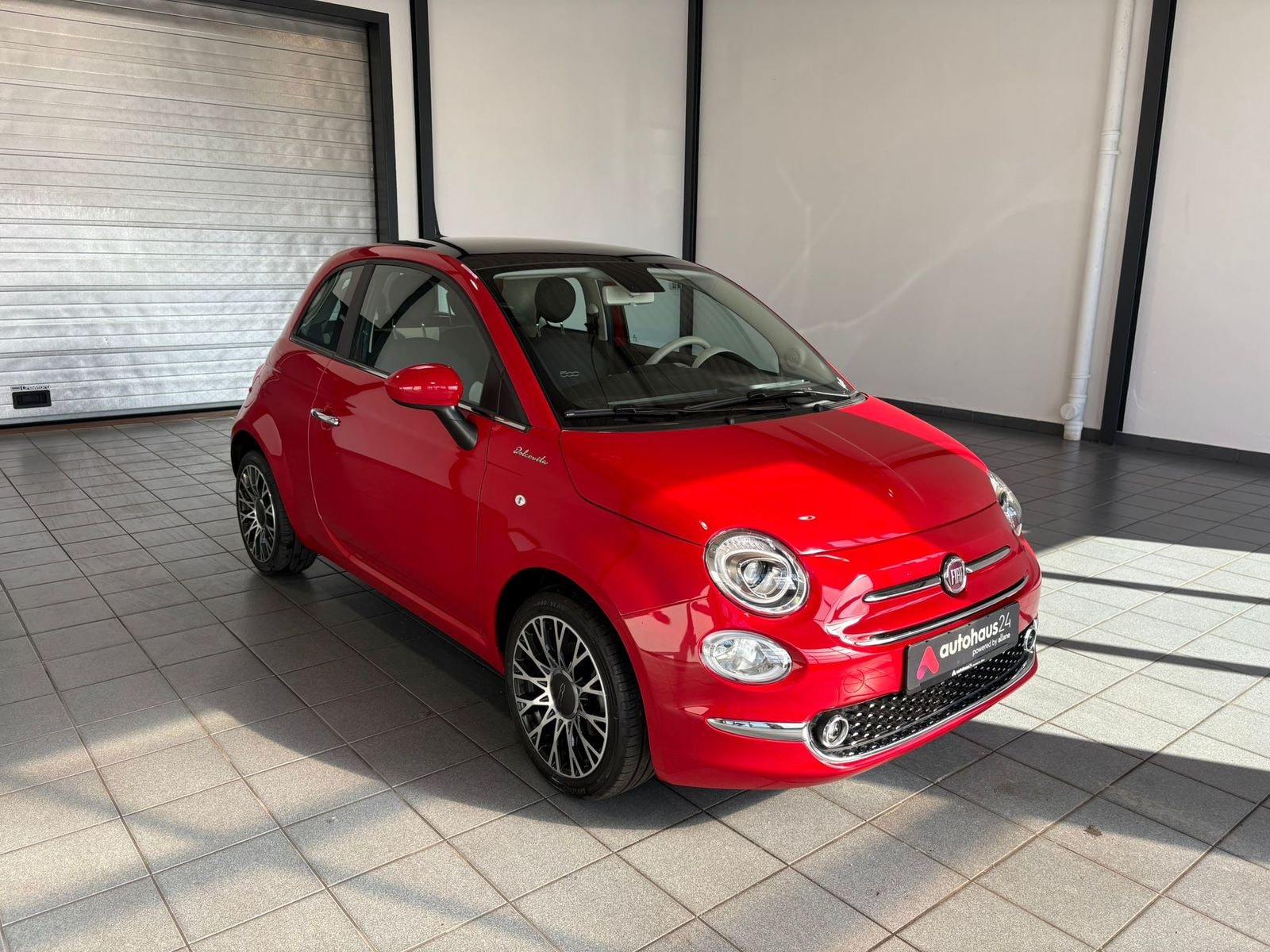 Fiat 500 Schräghecklimousine FIAT 500 1.0 GSE N3 Hybrid DOLCEVITA Schräghecklimousine #1