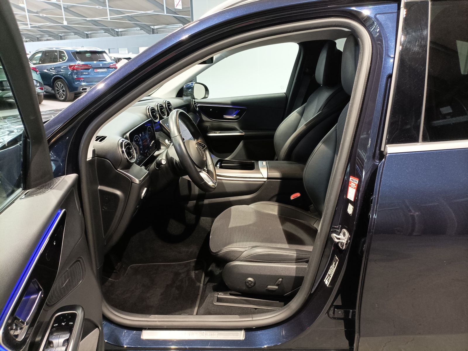 Mercedes Benz GLC-Klasse SUV GLC 220 d Avantgarde 4Matic #8
