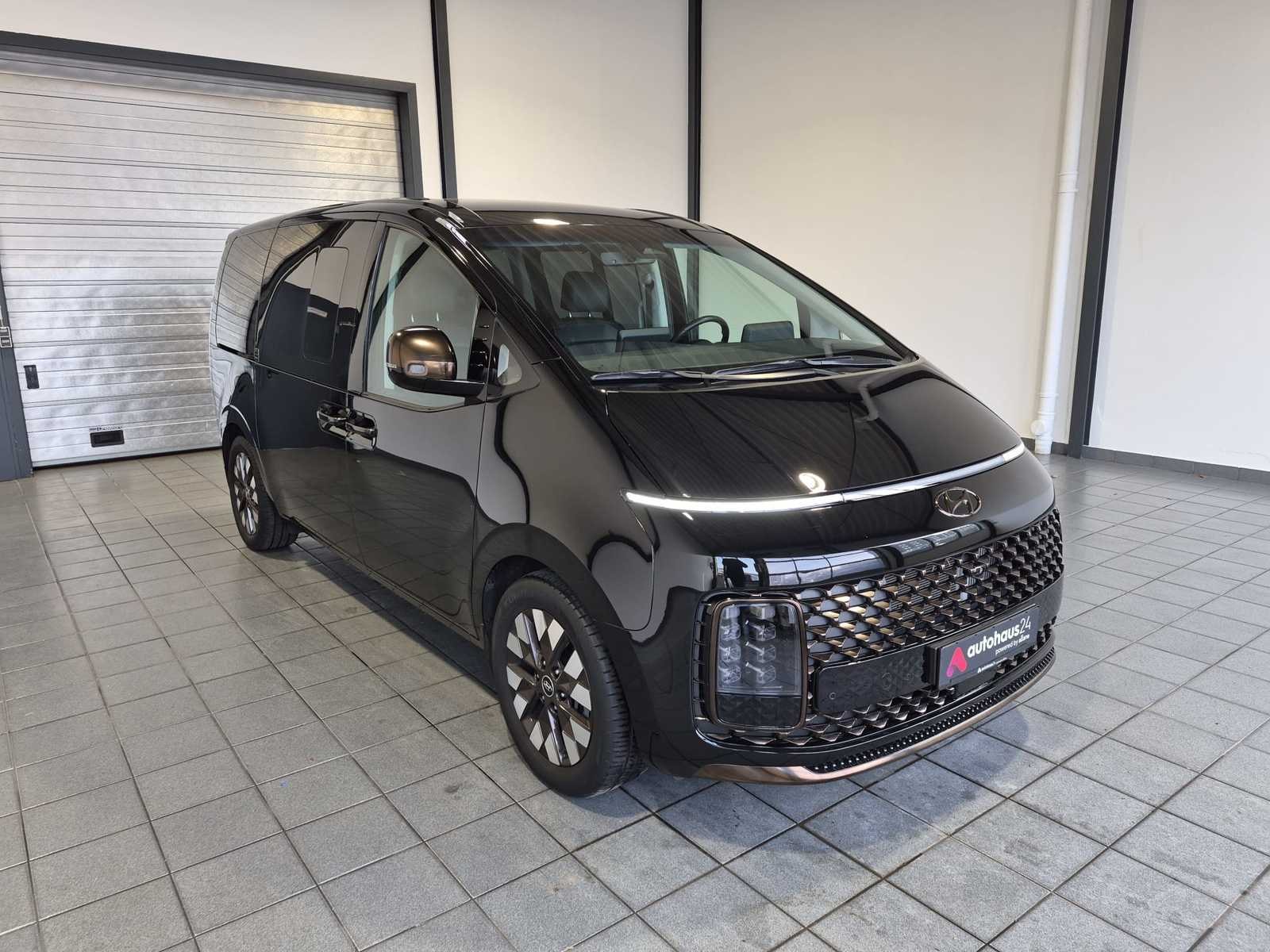 Hyundai Staria Kleinbus / Van HYUNDAI Staria 2.2 CRDi Signature Automatik 2WD Van #1