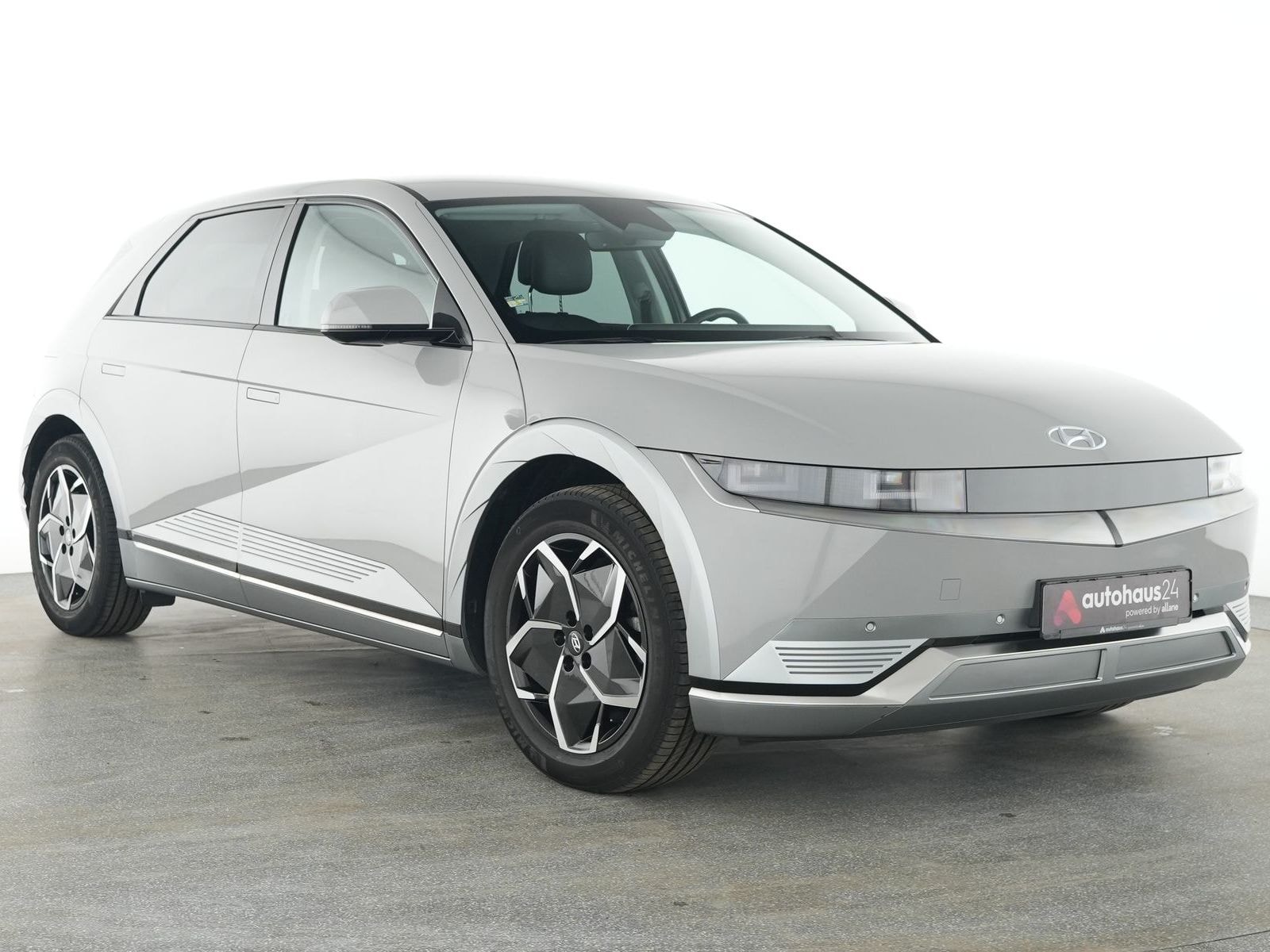 Hyundai IONIQ 5 Limousine HYUNDAI IONIQ 5 72,6 kWh 225 kW Allradantrieb Sports Utility Vehicle #1