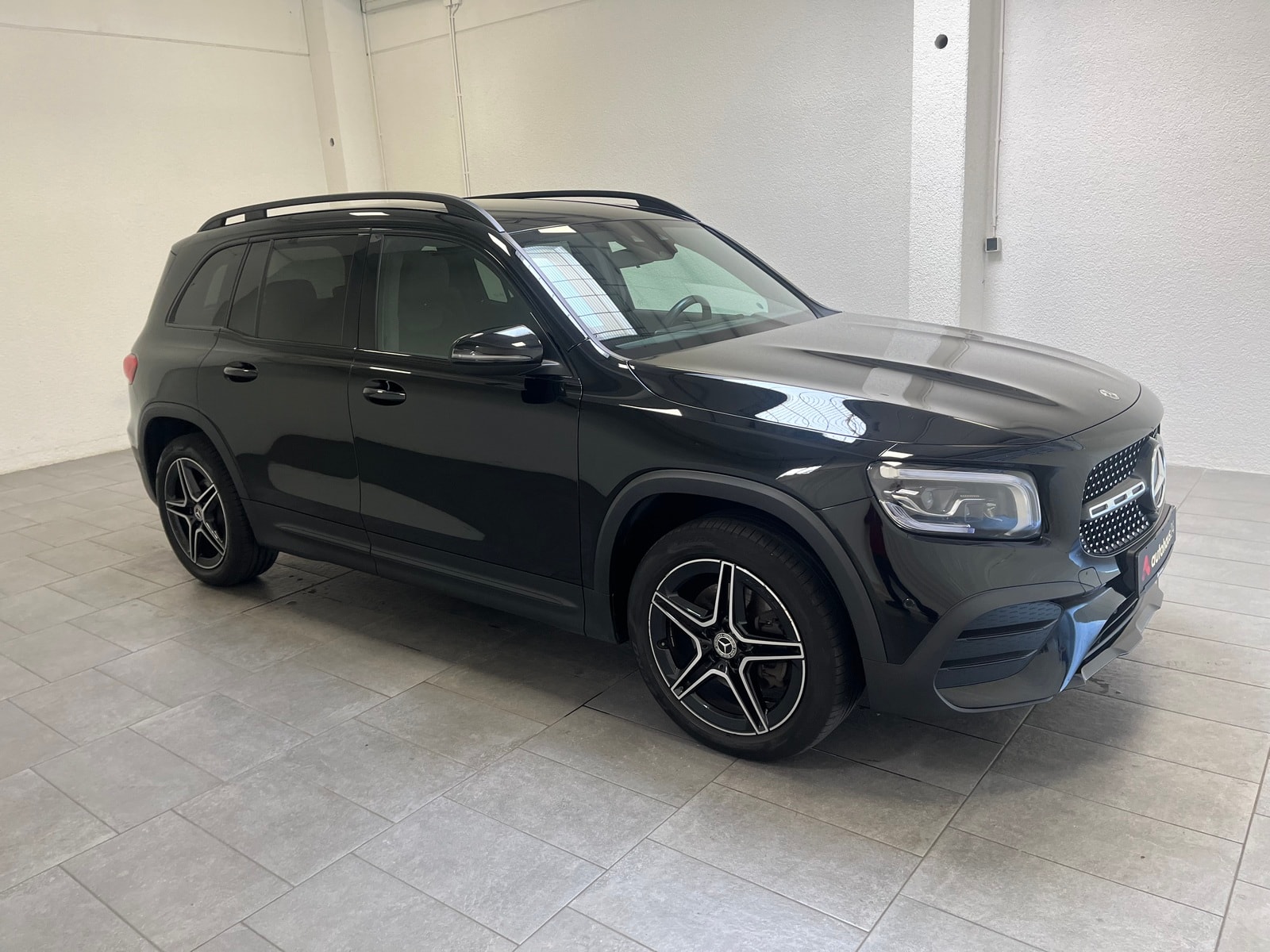 Mercedes-Benz GLB-Klasse SUV / Crossover / Geländewagen MERCEDES GLB GLB 200 d DCT Sports Utility Vehicle #1