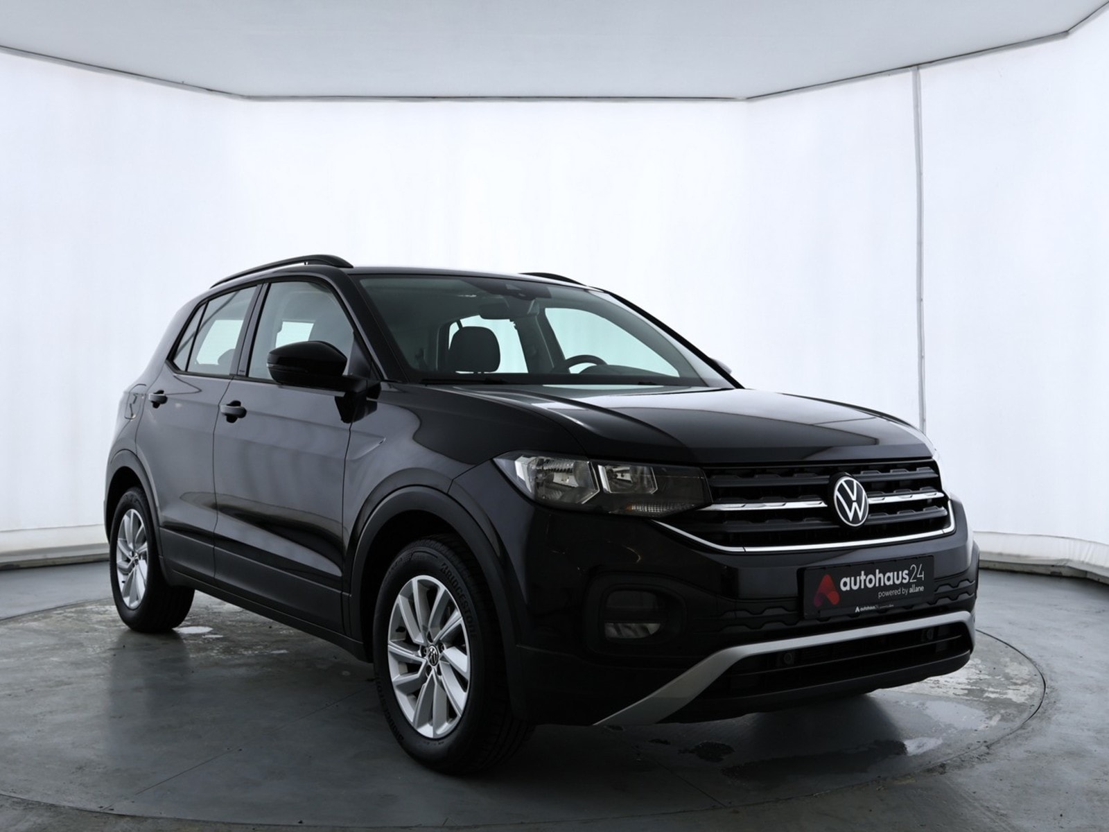 Volkswagen T-Cross SUV / Crossover / Geländewagen VOLKSWAGEN T-Cross 1.0 TSI OPF 81 kW Life Sports Utility Vehicle #1