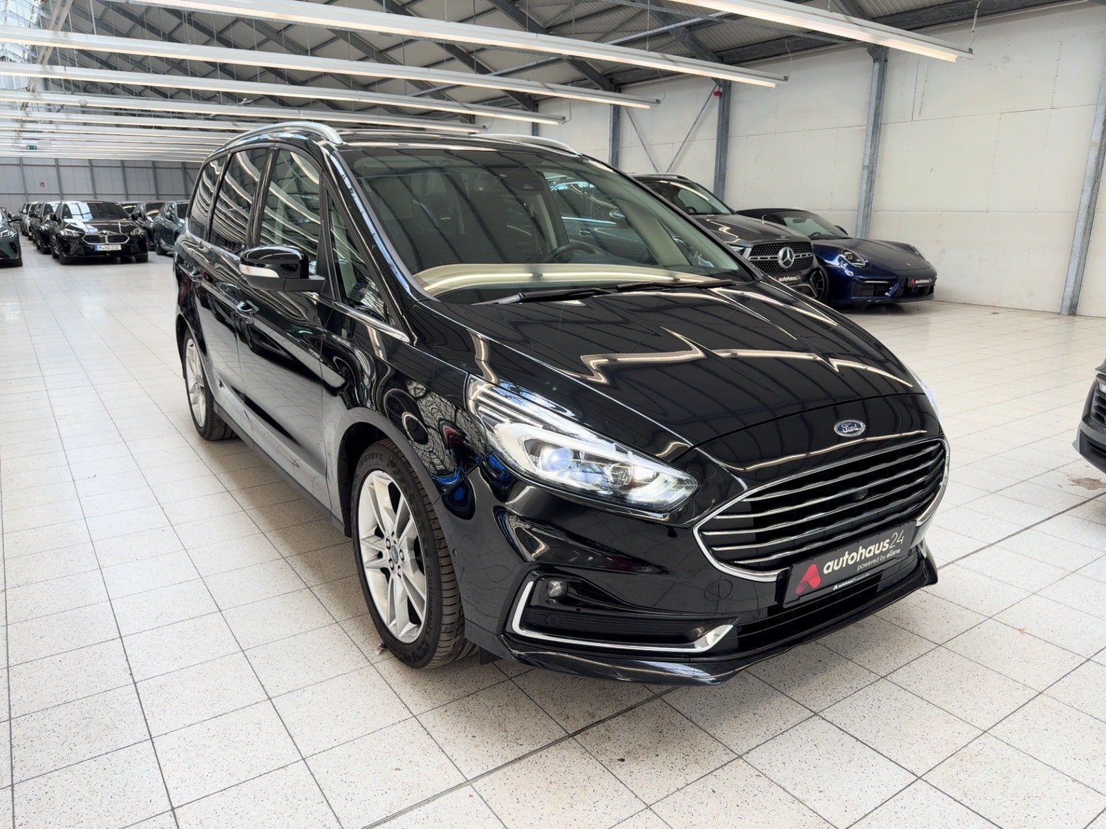 Ford Galaxy Kleinbus / Van FORD Galaxy 2.5 Duratec FHEV Titanium 5-Sitzer Van #1