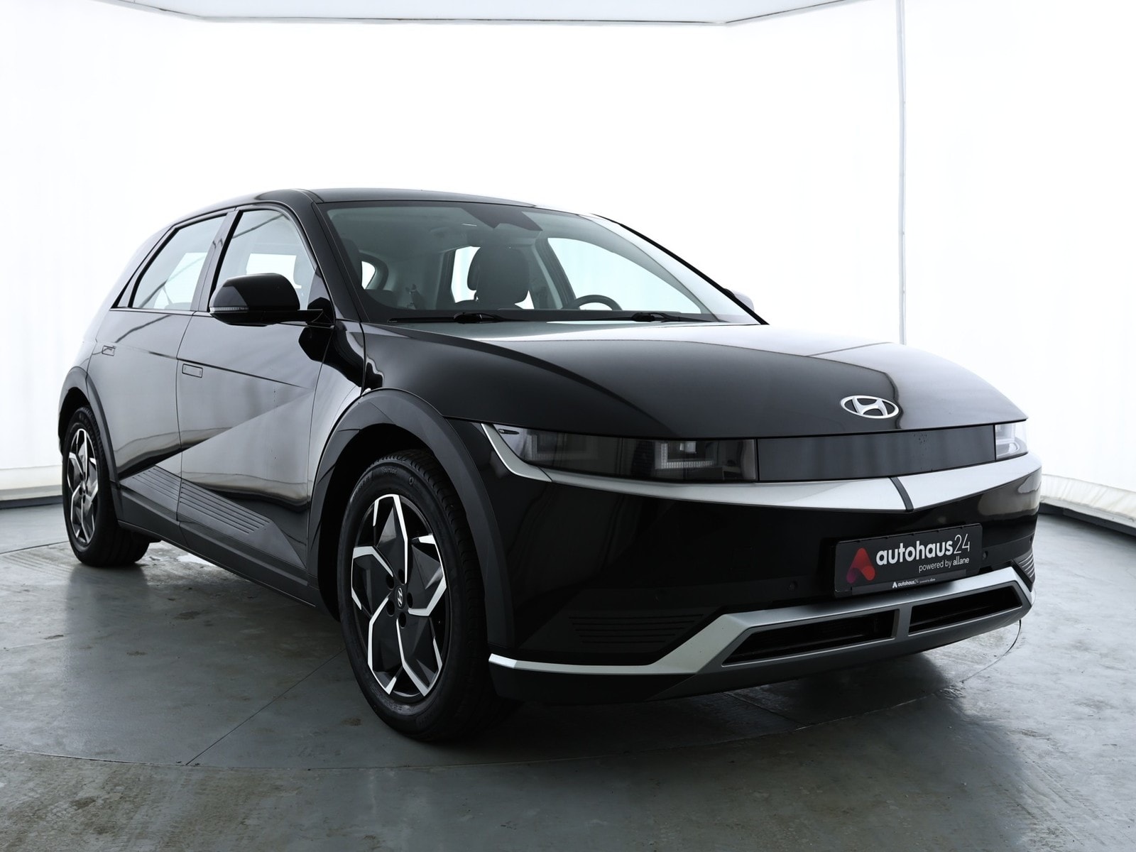 Hyundai IONIQ 5 Limousine HYUNDAI IONIQ 5 77,4 kWh Heckantrieb Sports Utility Vehicle #1