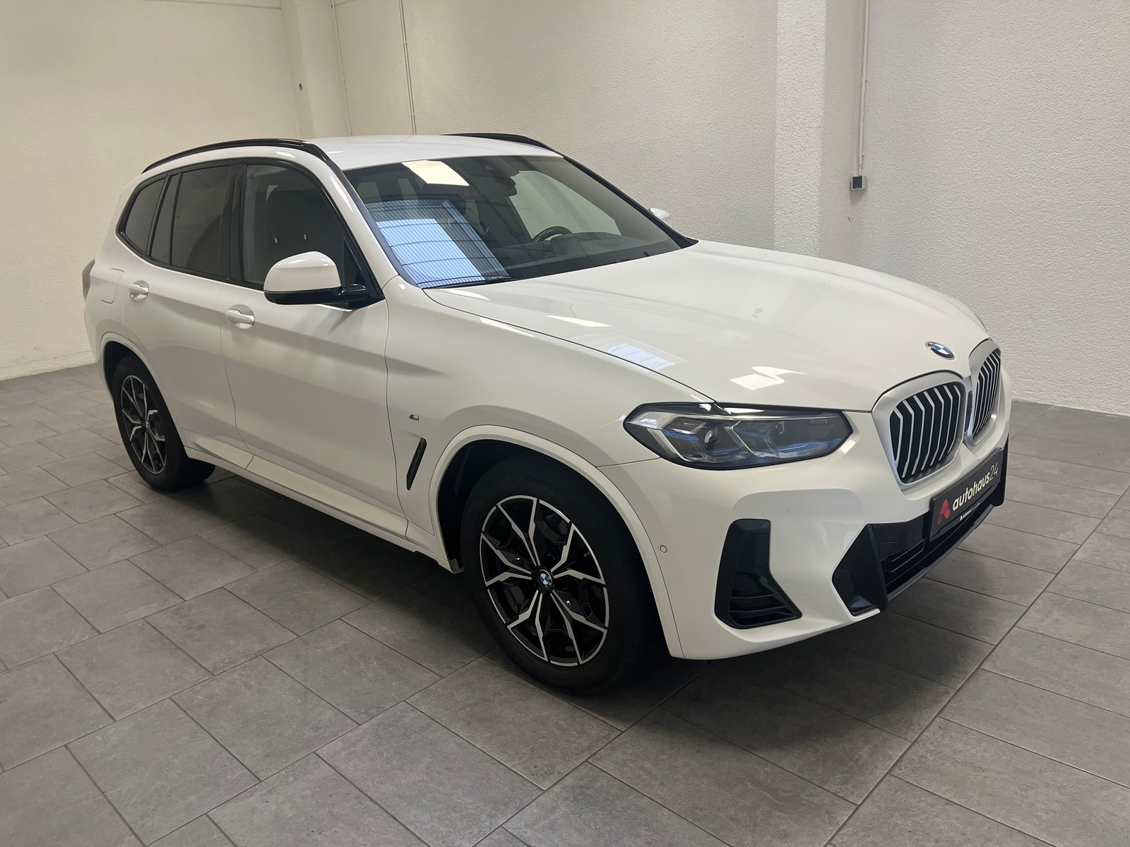 BMW X3 SUV / Crossover / Geländewagen BMW X3 xDrive20d AT Sports Utility Vehicle #1
