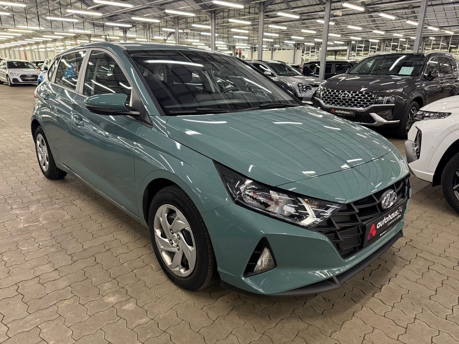 Hyundai i20 Limousine HYUNDAI i20 1.2 62kW Select Schräghecklimousine #1