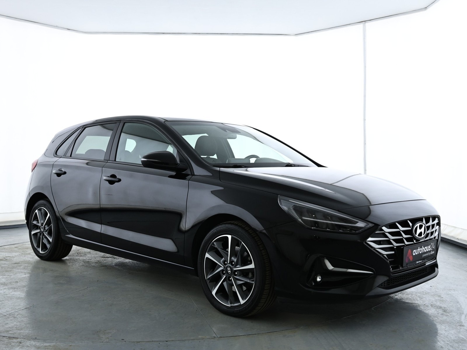 Hyundai i30 Limousine HYUNDAI i30 1.0 T-GDI Connect & Go Schräghecklimousine #1