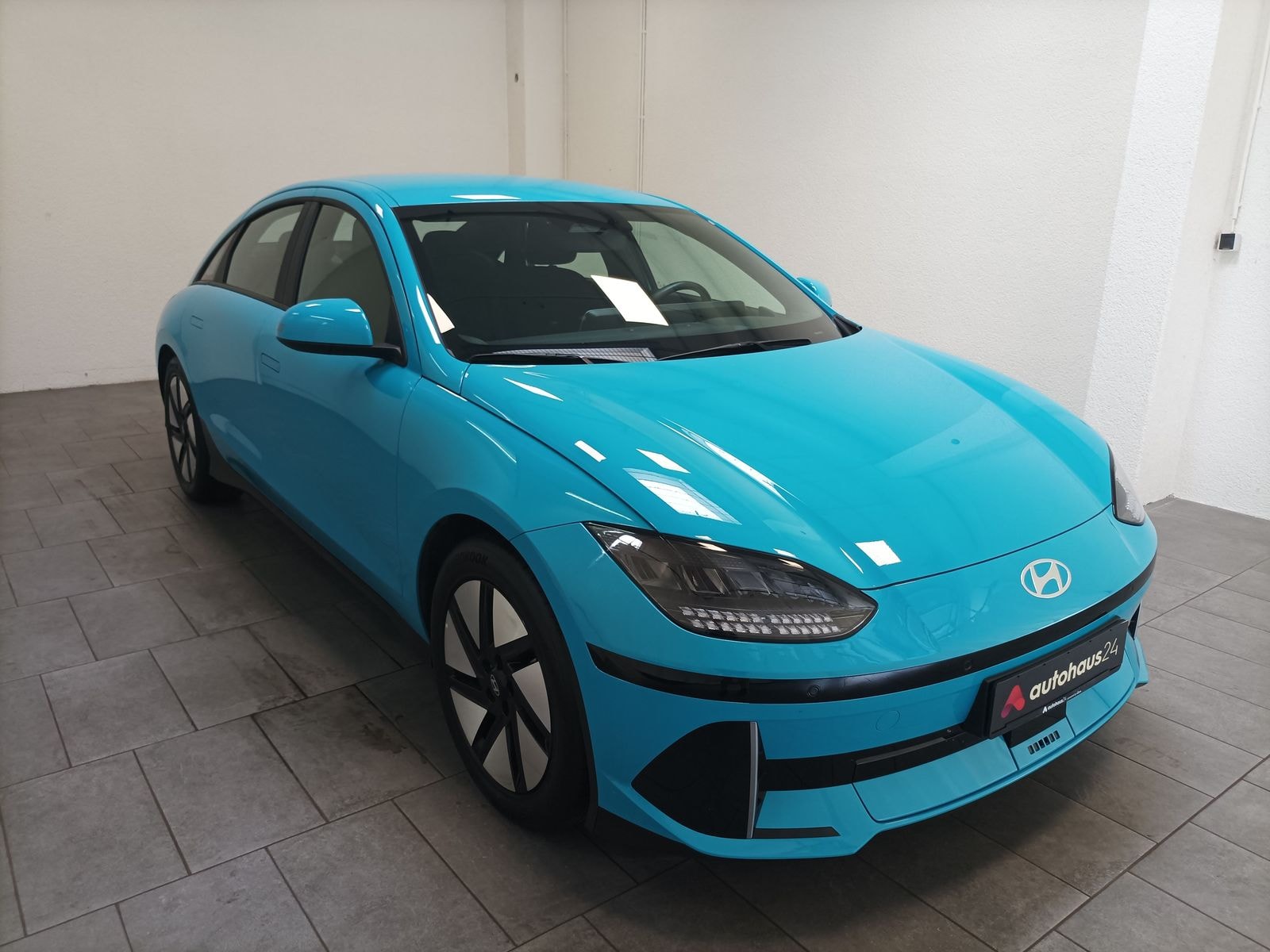 Hyundai IONIQ 6 Limousine HYUNDAI IONIQ 6 53kWh 111kW Limousine #1