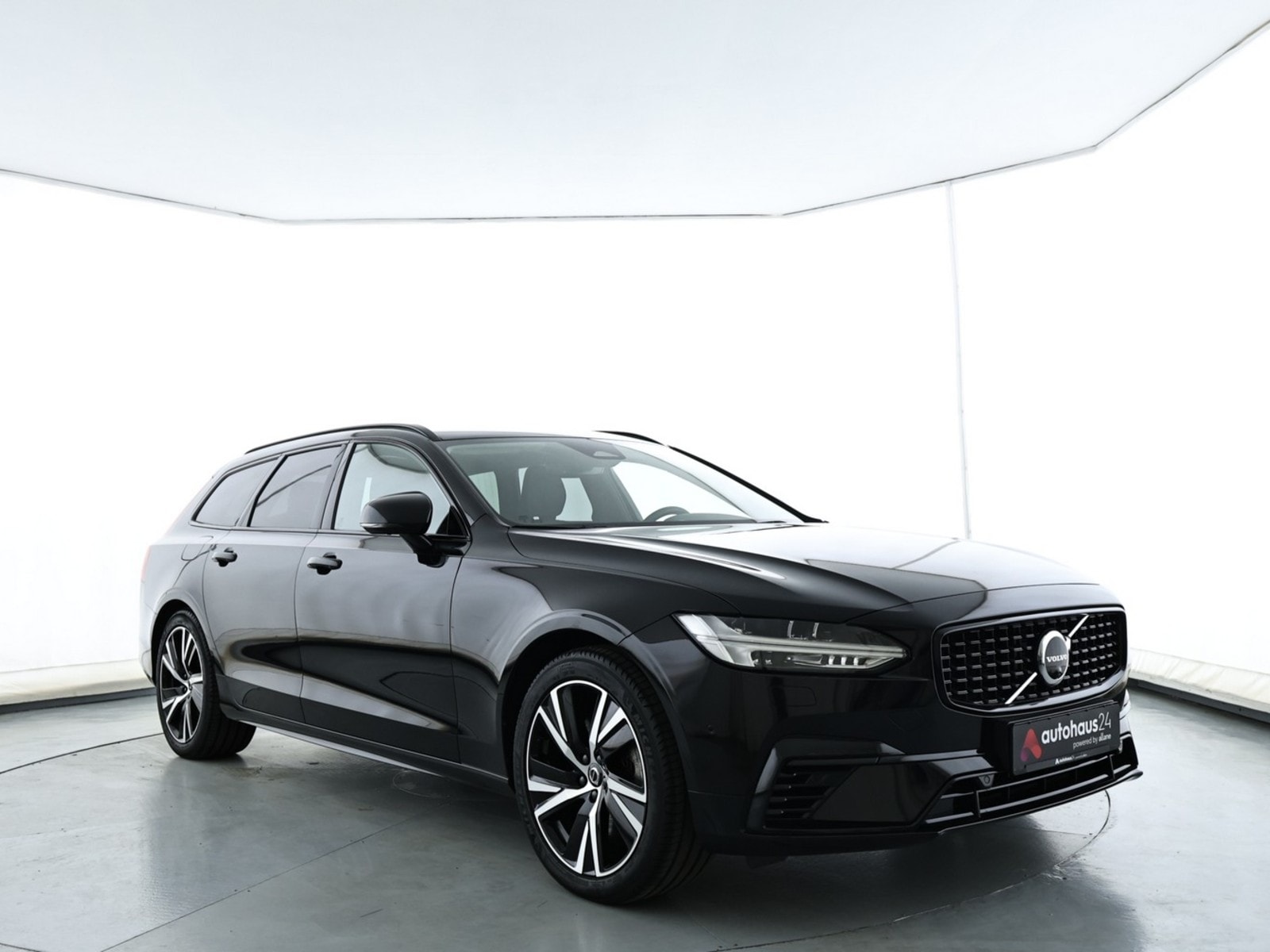 Volvo V90 Kombi VOLVO V90 T6 AWD Recharge Plus Dark Auto Kombi #1