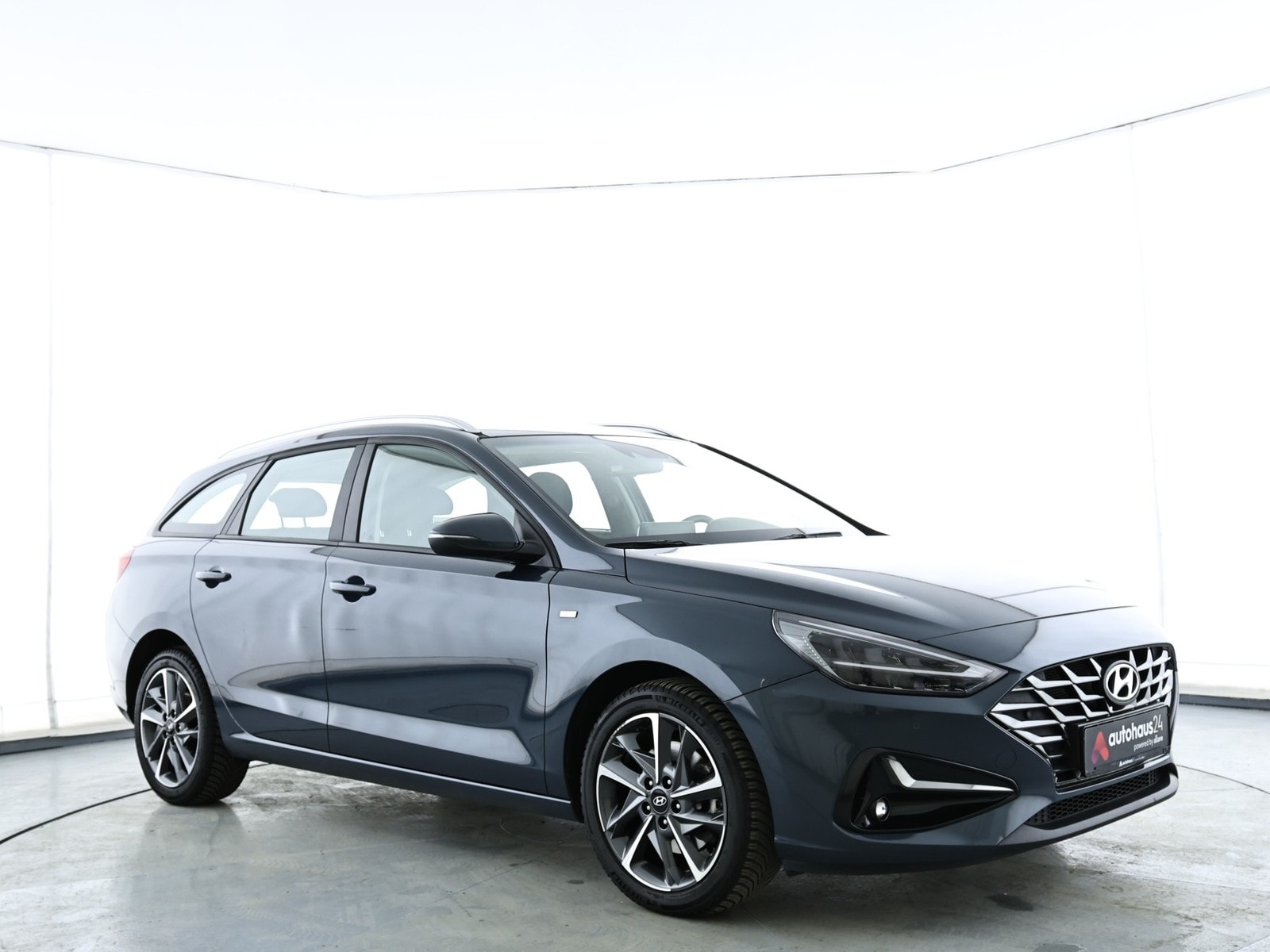 Hyundai i30 Kombi HYUNDAI i30 1.0 T-GDI Hybrid Trend DCT Kombi #1