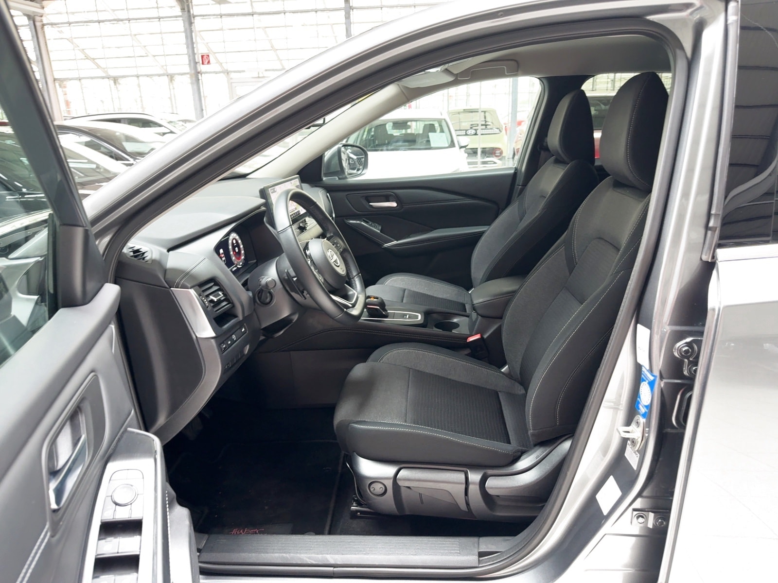 Nissan Qashqai SUV Qashqai 1.3 DIG-T N-Connecta (EURO 6d) #8