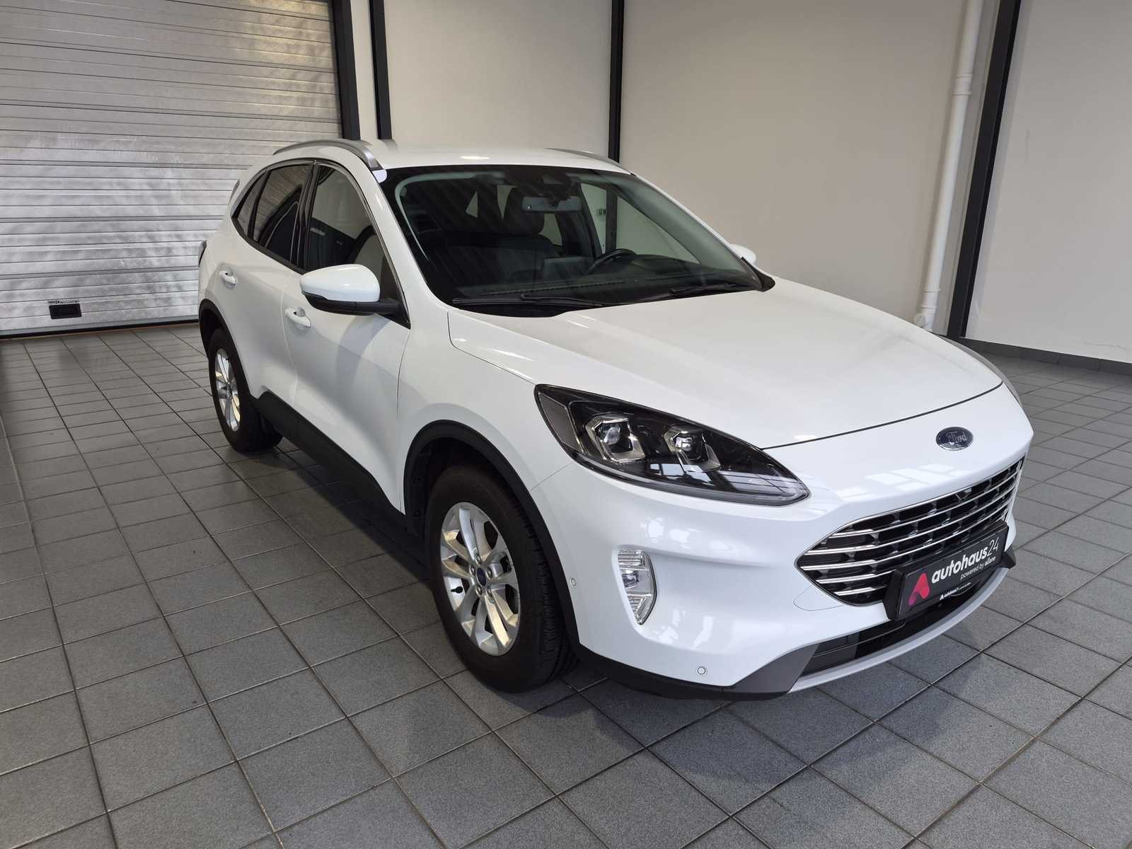 Ford Kuga SUV / Crossover / Geländewagen FORD Kuga 2.5 Duratec FHEV Titanium X CVT Sports Utility Vehicle #1