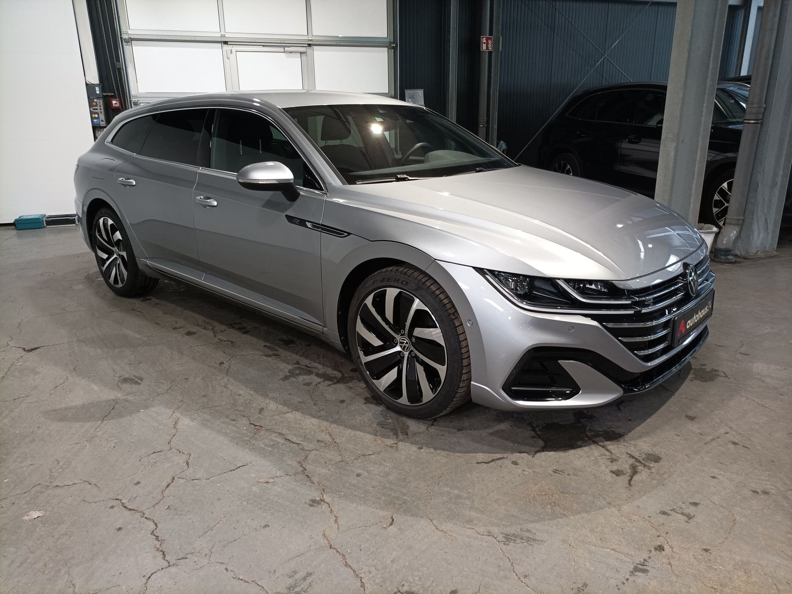 Volkswagen Arteon Kombi VOLKSWAGEN Arteon 2.0 TSI OPF 140kW DSG R-Line S. Brake Kombi #1