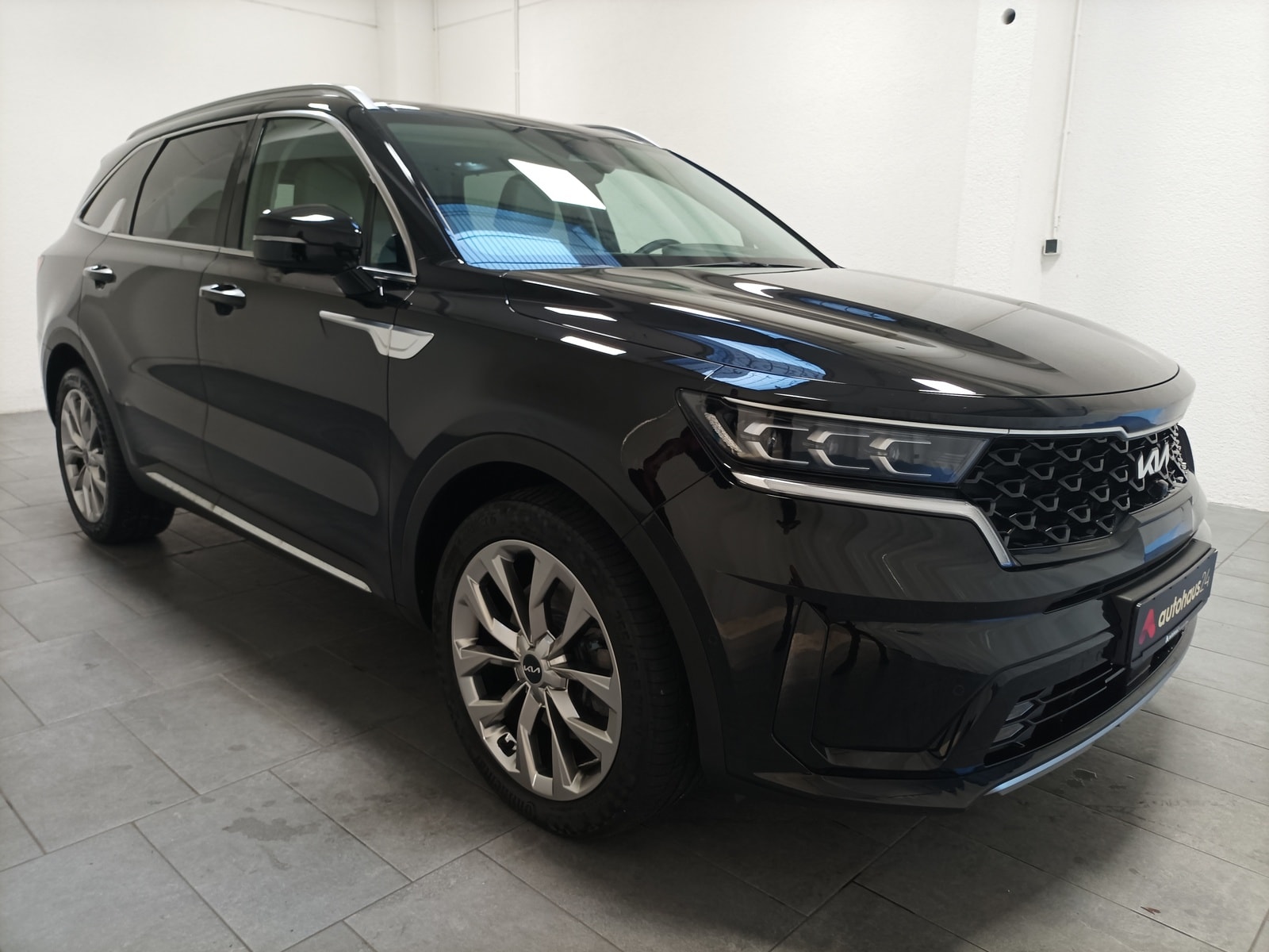 Kia Sorento SUV / Crossover / Geländewagen KIA Sorento 2.2 CRDi AWD Platinum DCT8 Sports Utility Vehicle #1