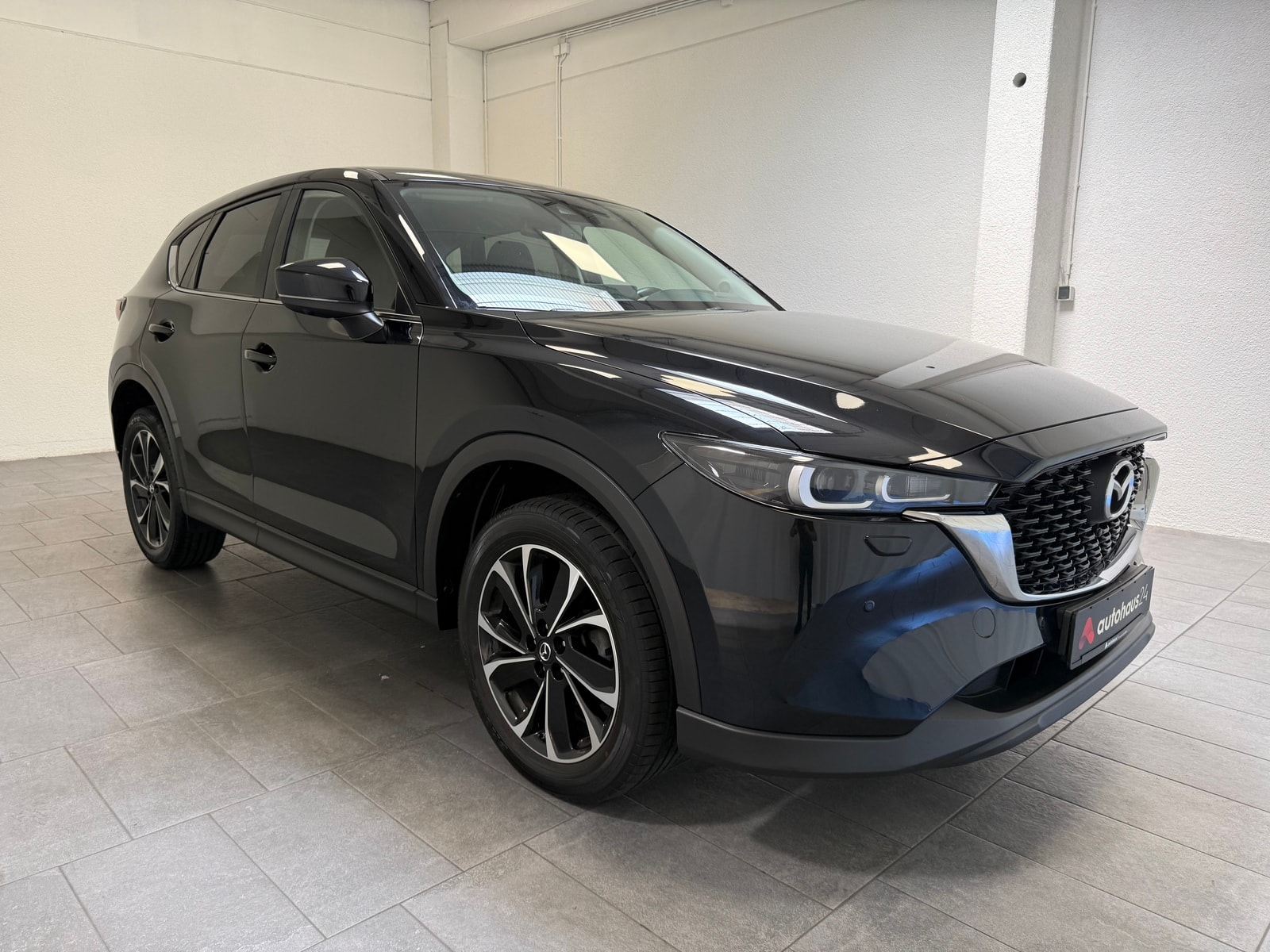 Mazda CX-5 SUV / Crossover / Geländewagen MAZDA CX-5 2.0 SKYACTIV-G 165 Ad'vantage AWD AT Sports Utility Vehicle #1