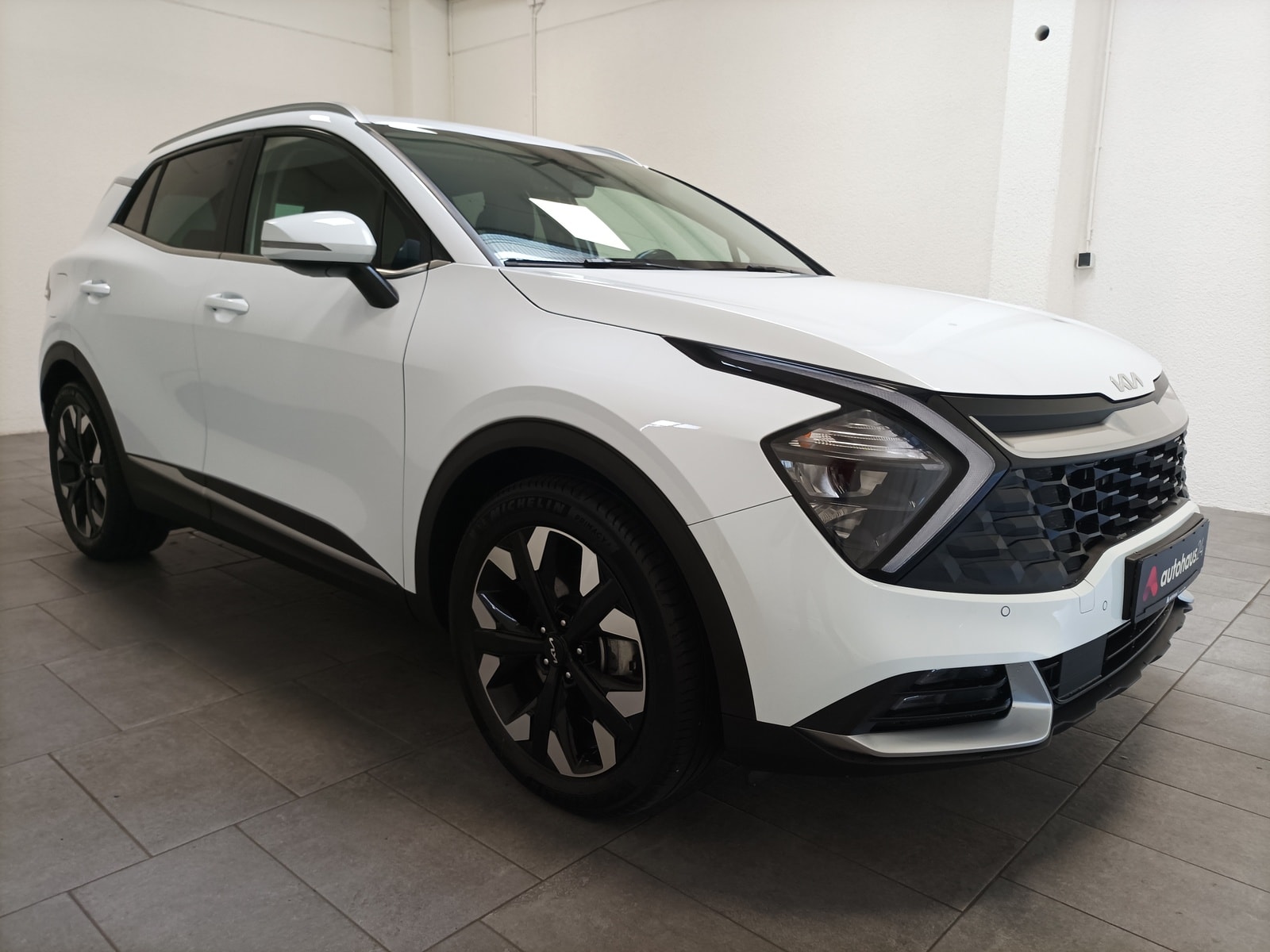 Kia Sportage SUV / Crossover / Geländewagen KIA Sportage 1.6 T-GDI Plug-in Hybrid Auto 4WD Sports Utility Vehicle #1