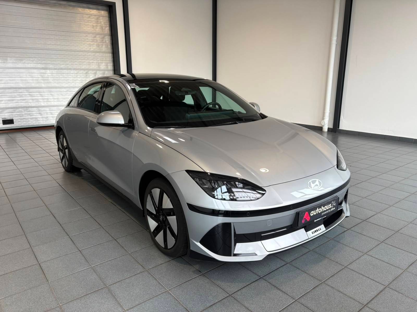 Hyundai IONIQ 6 Limousine HYUNDAI IONIQ 6 53kWh 111kW Limousine #1