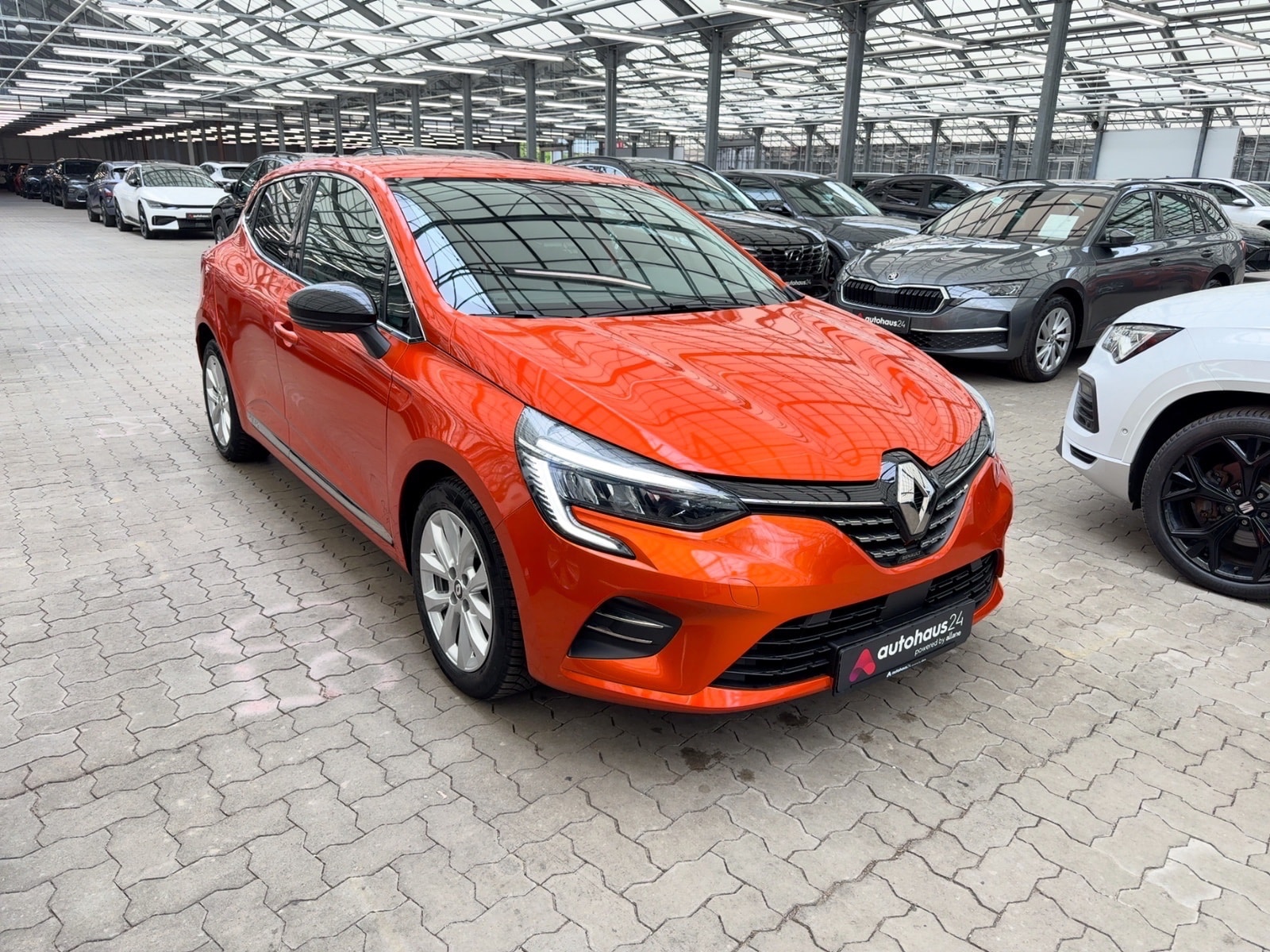 Renault Clio Schräghecklimousine RENAULT Clio TCe 90 Intens Schräghecklimousine #1