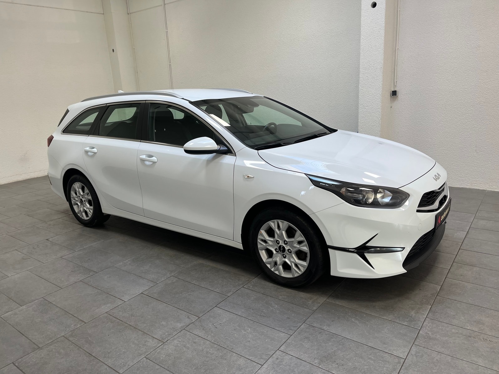 Kia Ceed Sportswagon Kombi KIA Ceed 1.6 CRDi MHEV 100kW Vision SW Kombi #1