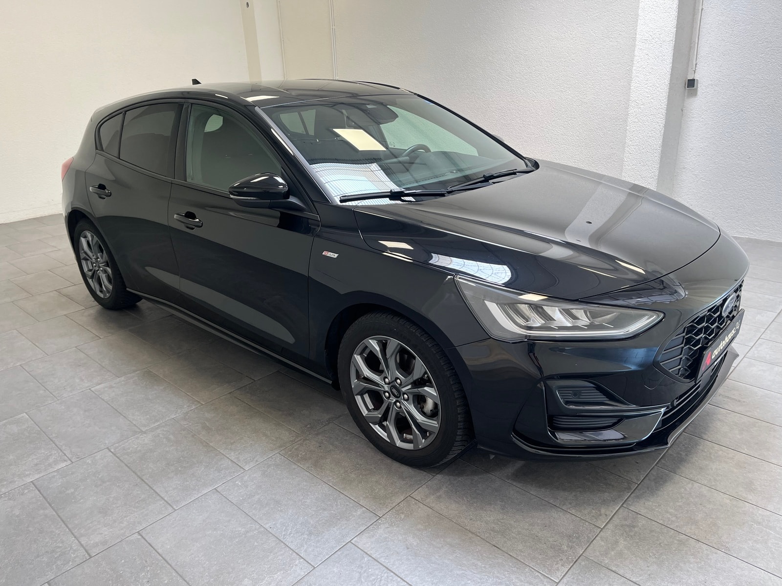 Ford Focus Limousine FORD Focus 1,0 EcoBoost 92kW ST-Line Schräghecklimousine #1