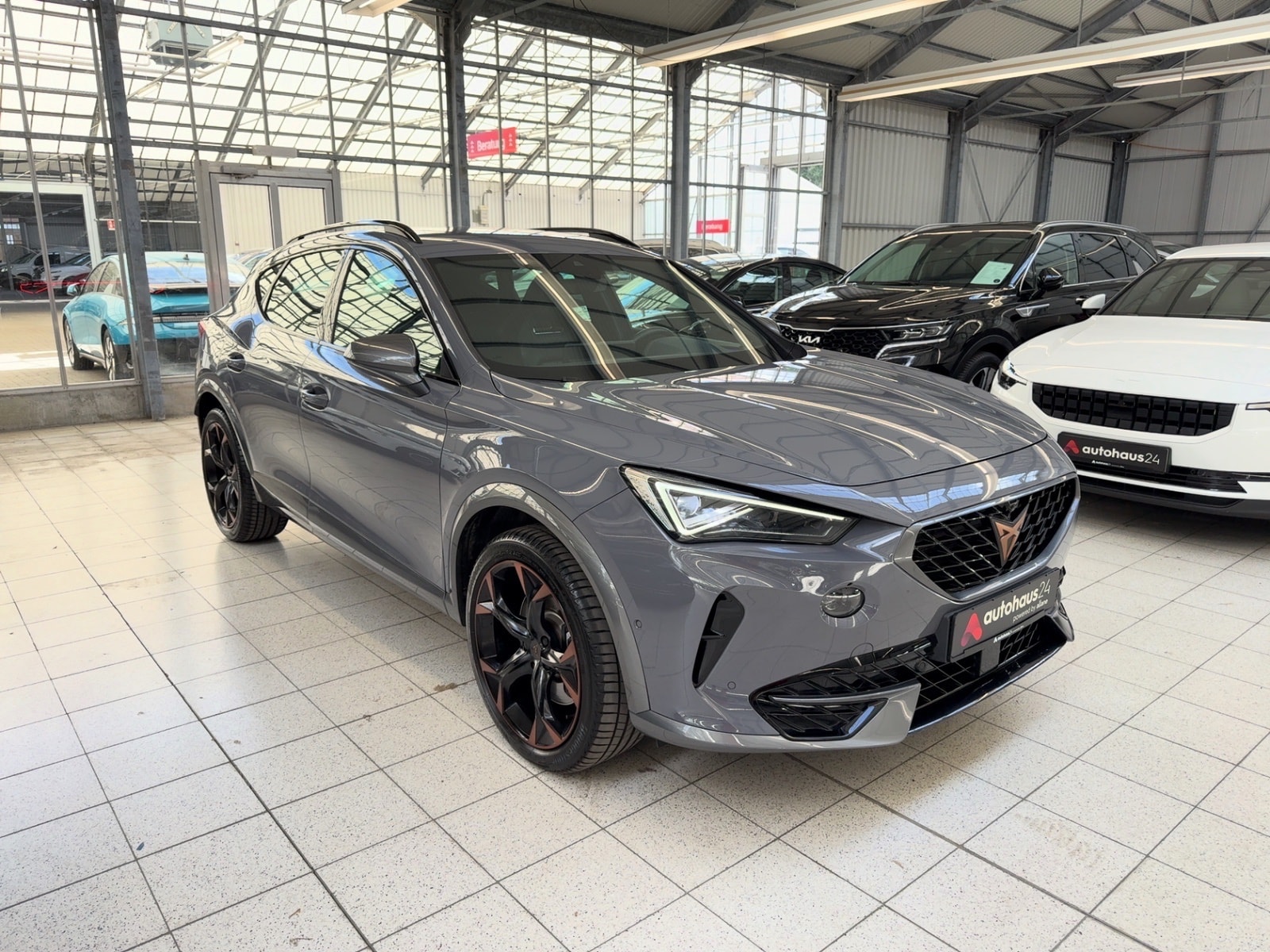 CUPRA Formentor SUV / Crossover / Geländewagen CUPRA Formentor 2.0 TSI 180kW VZ DSG Sports Utility Vehicle #1