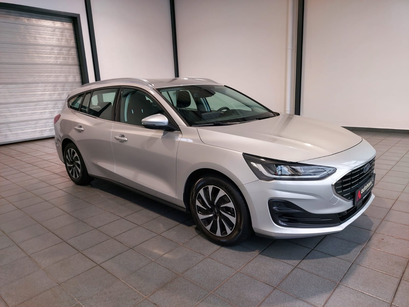 Ford Focus Kombi FORD Focus 1,5 EcoBlue Titanium Turnier Auto Kombi #1