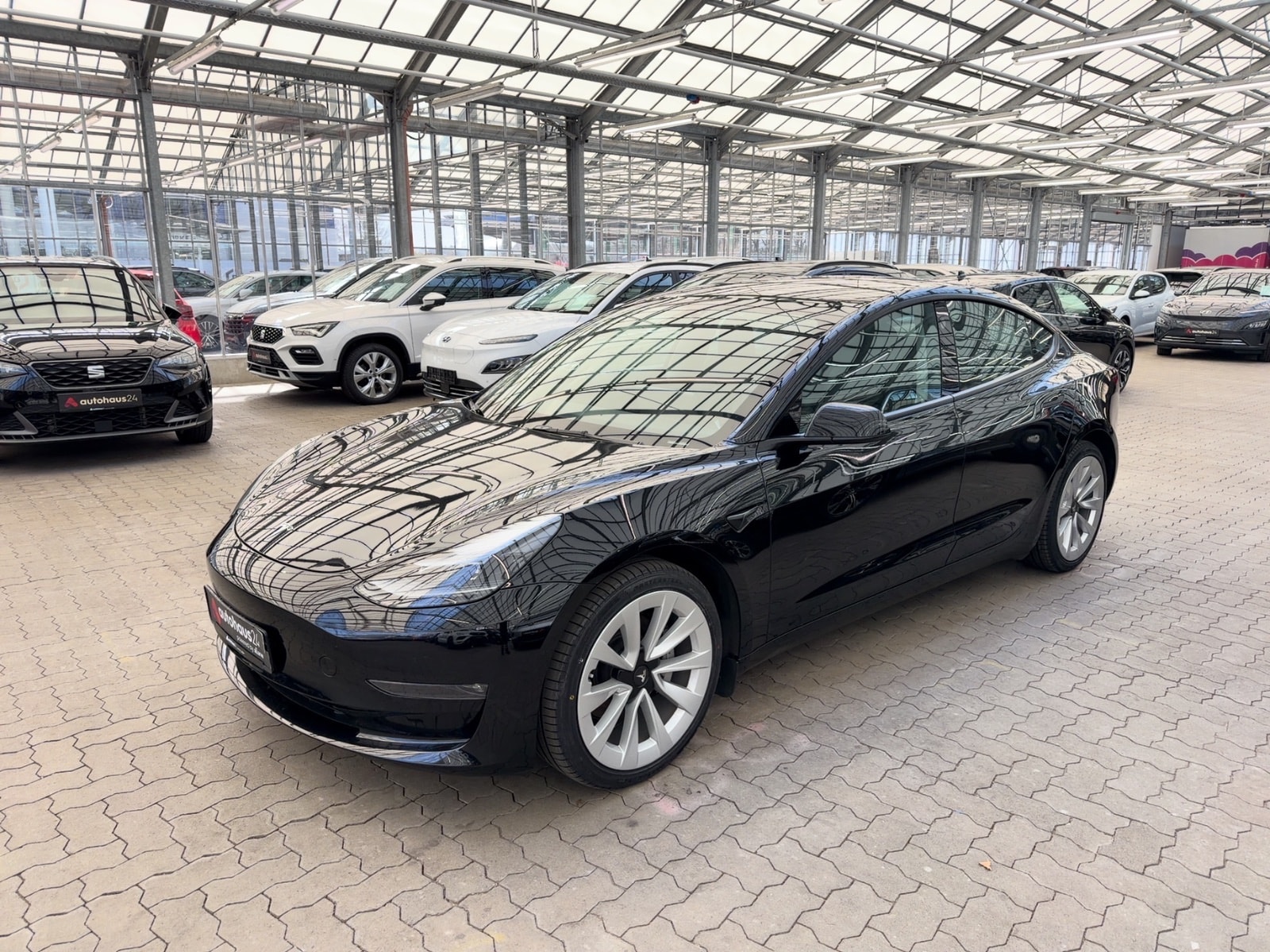 TESLA Model 3 Sonstige TESLA Model 3 Allradantrieb mit Dualmotor Long Range Limousine #1