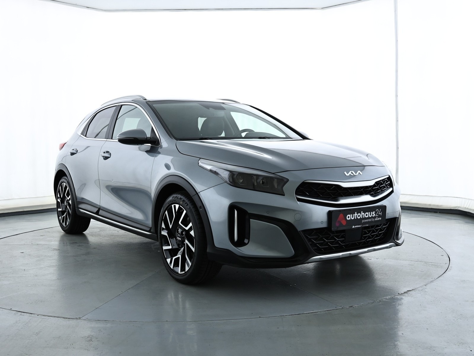 Kia XCeed SUV / Crossover / Geländewagen KIA XCeed 1.6 CRDi 48V DCT Platinum Sports Utility Vehicle #1