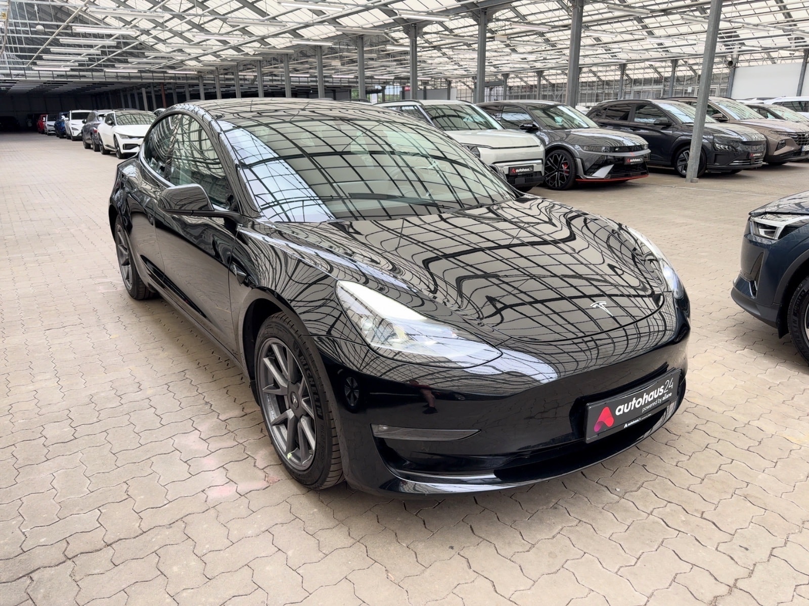 TESLA Model 3 Limousine TESLA Model 3 Allradantrieb mit Dualmotor Long Range Limousine #1