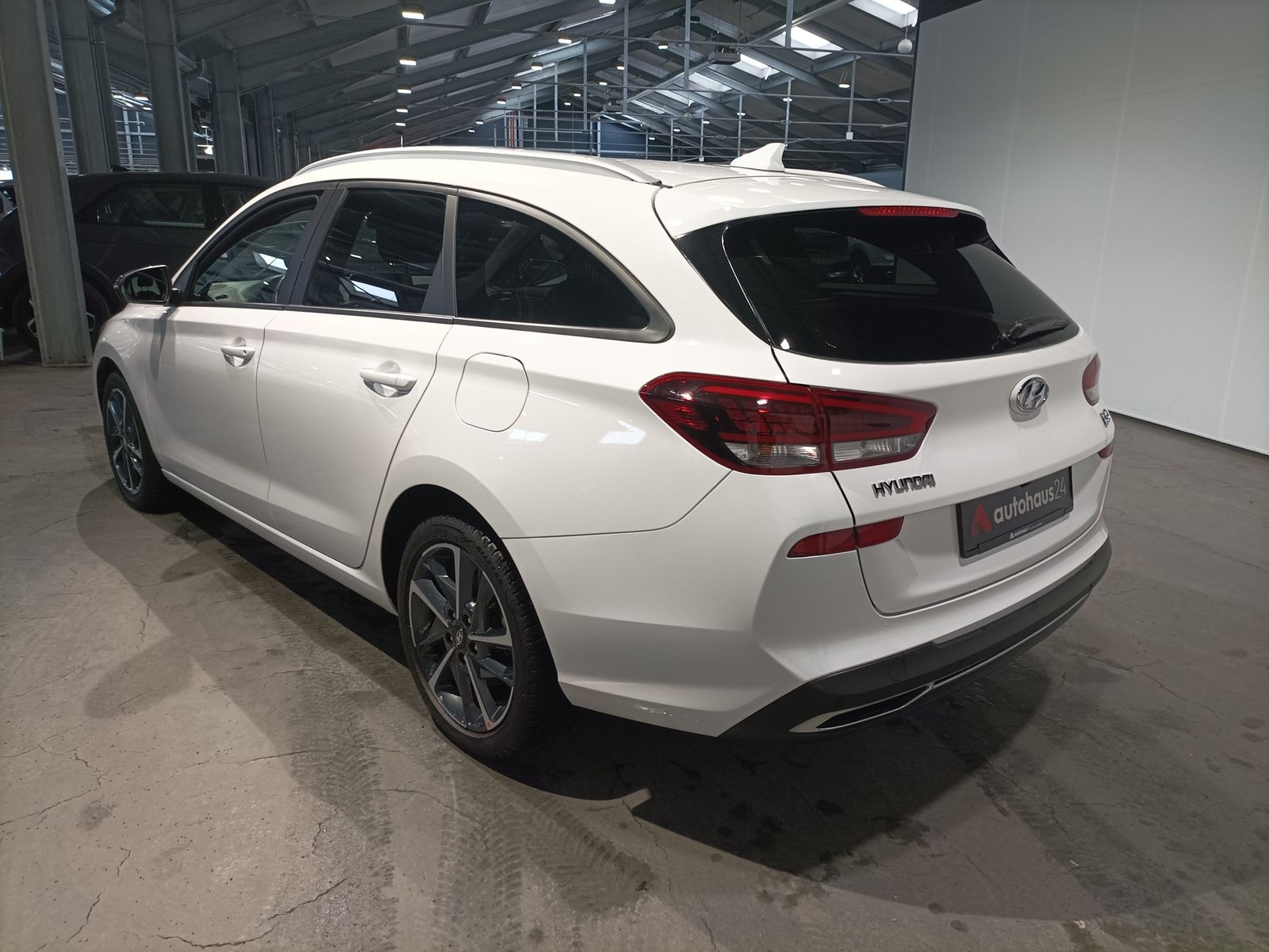 Hyundai i30 Kombi i30 1.0 T-GDI Connect & Go #4
