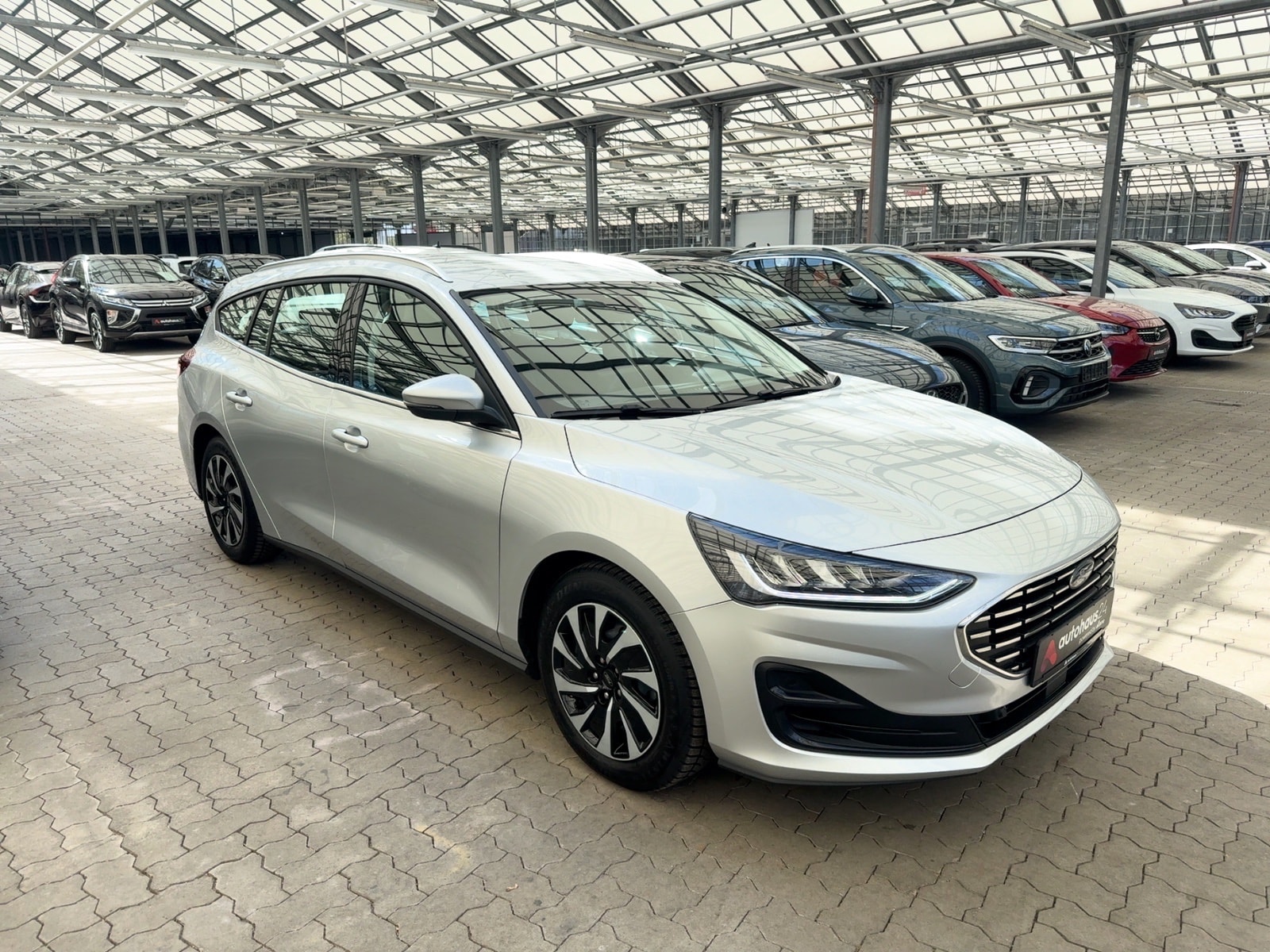 Ford Focus Kombi FORD Focus 1,5 EcoBlue Titanium Turnier Auto Kombi #1