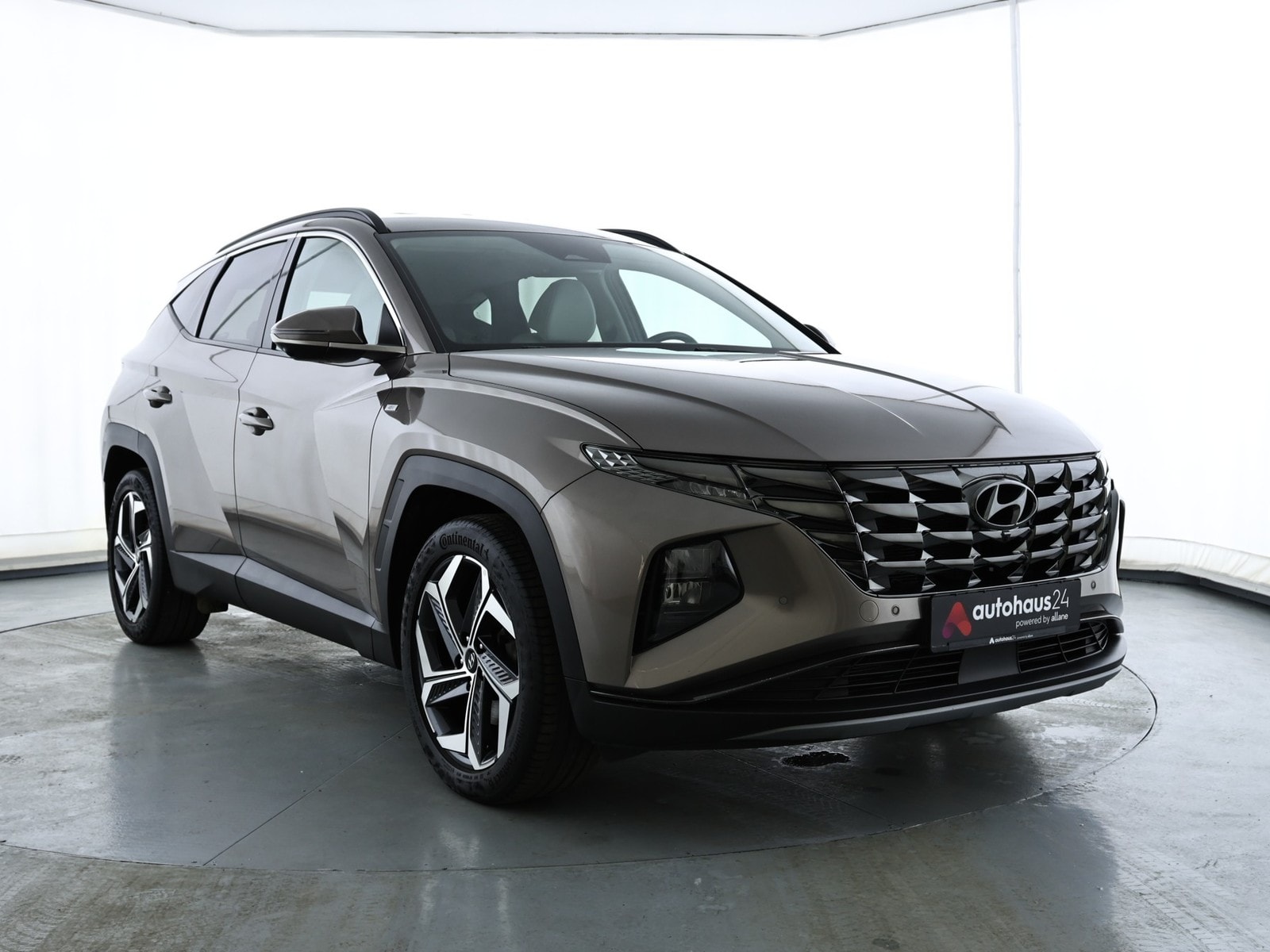 Hyundai Tucson SUV / Crossover / Geländewagen HYUNDAI Tucson 1.6 CRDi 100kW 48V Prime DCT Sports Utility Vehicle #1