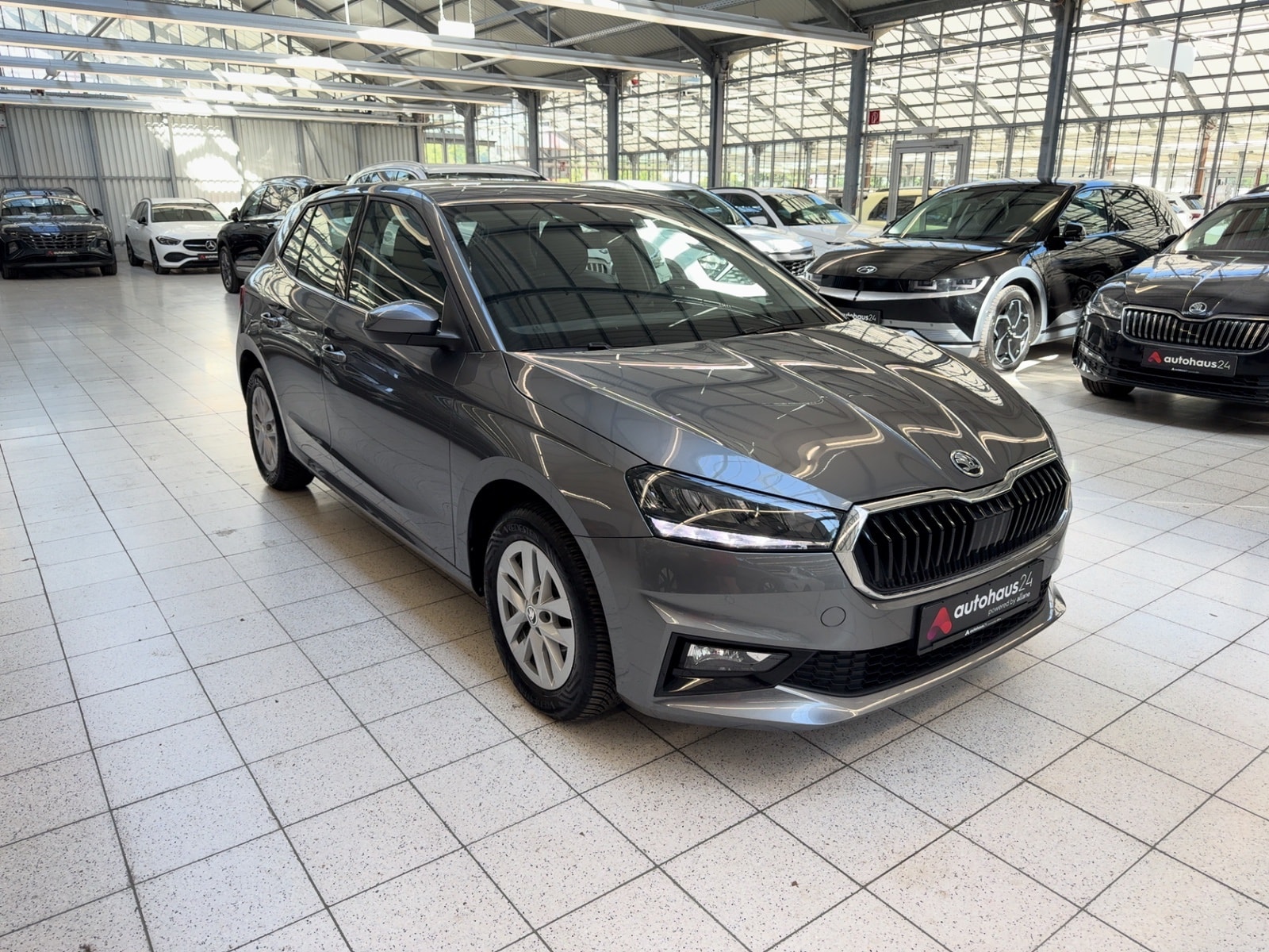 ŠKODA Fabia Limousine SKODA Fabia 1.0l TSI 81kW DSG STYLE Schräghecklimousine #1