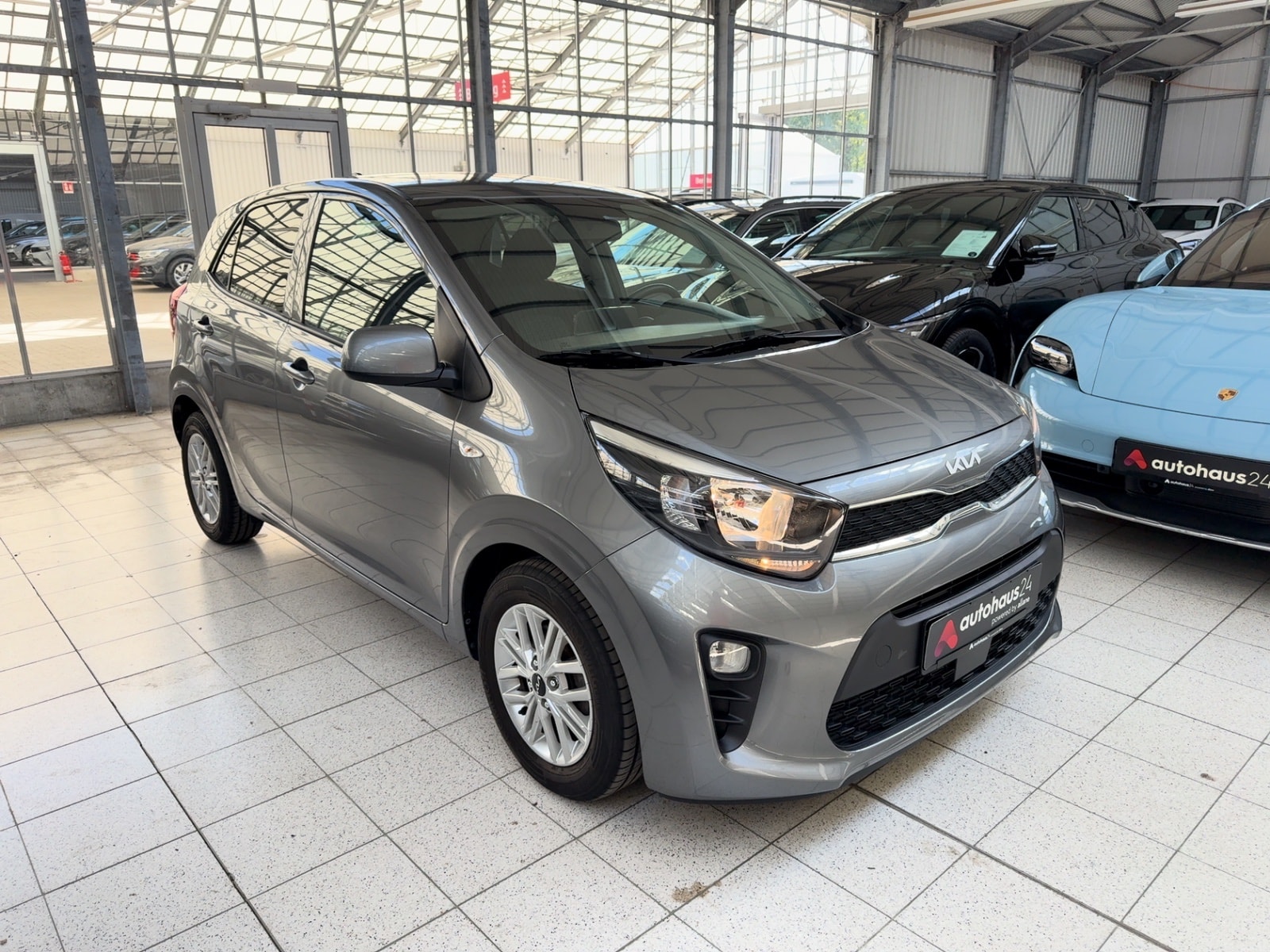 Kia Picanto Limousine KIA Picanto 1.0 Vision Schräghecklimousine #1