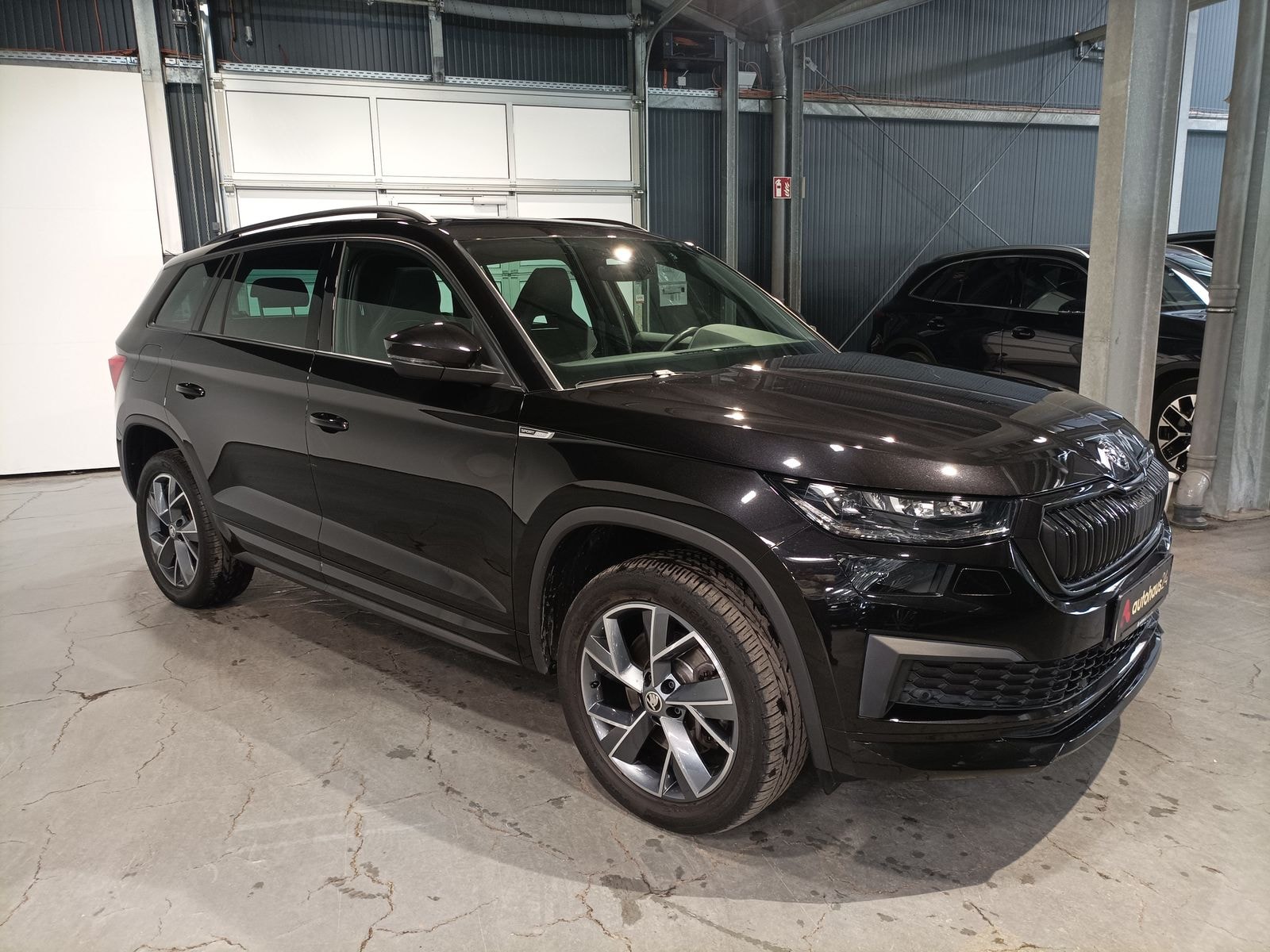 ŠKODA Kodiaq SUV / Crossover / Geländewagen SKODA Kodiaq 2.0 TDI SCR 147kW DSG 4x4 SPORTLINE Sports Utility Vehicle #1