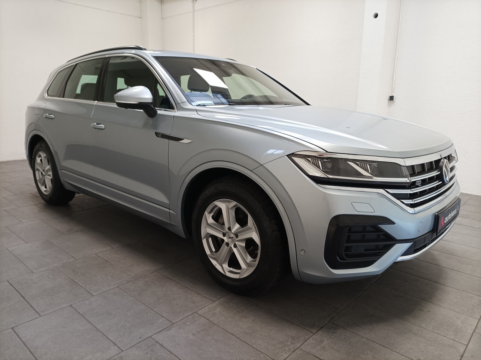 Volkswagen Touareg SUV / Crossover / Geländewagen VOLKSWAGEN Touareg 3.0 V6 TDI 170kW 4MOT Tiptr. R-Line Sports Utility Vehicle #1