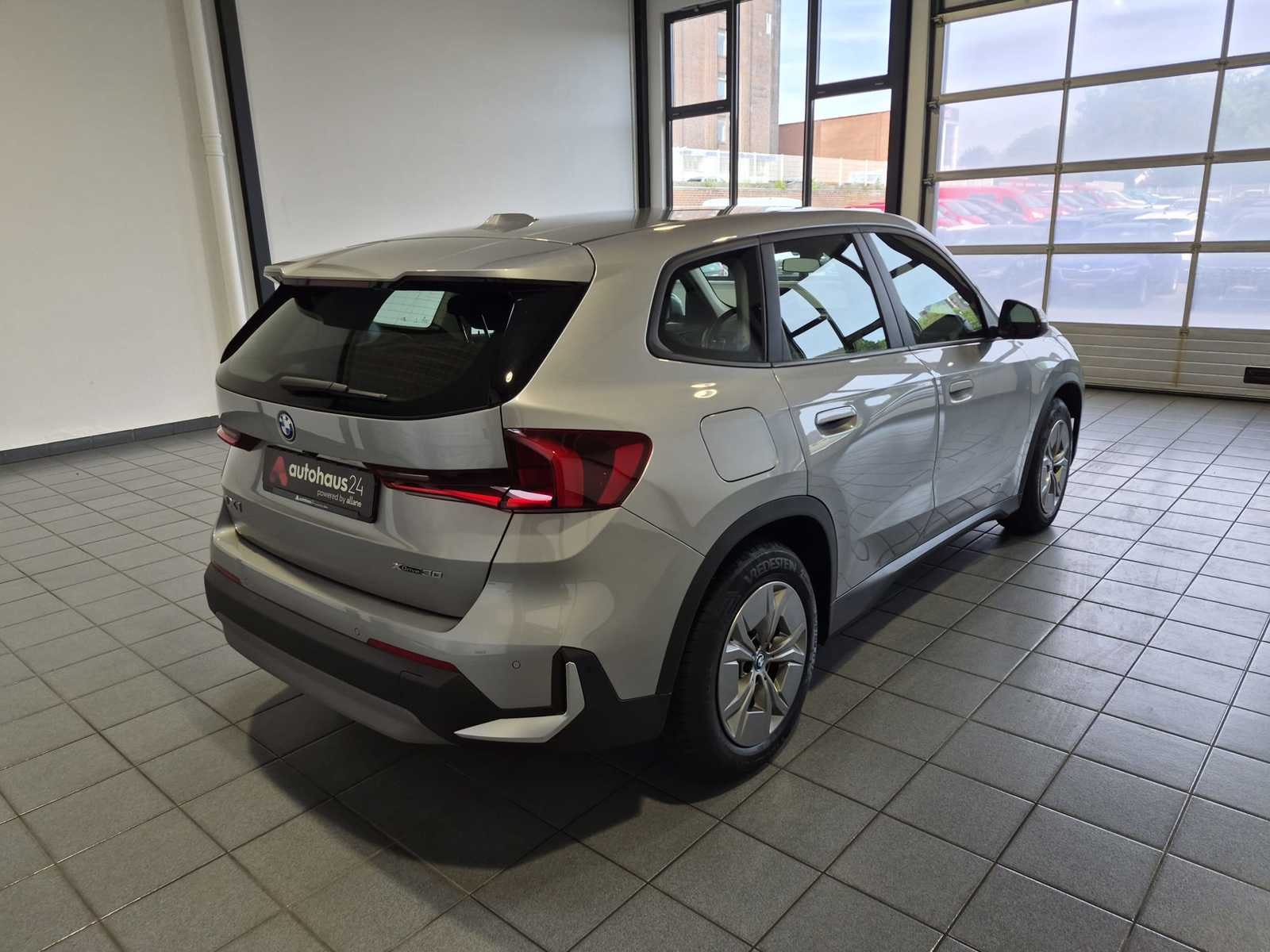 BMW iX1 SUV iX1 xDrive30 #5