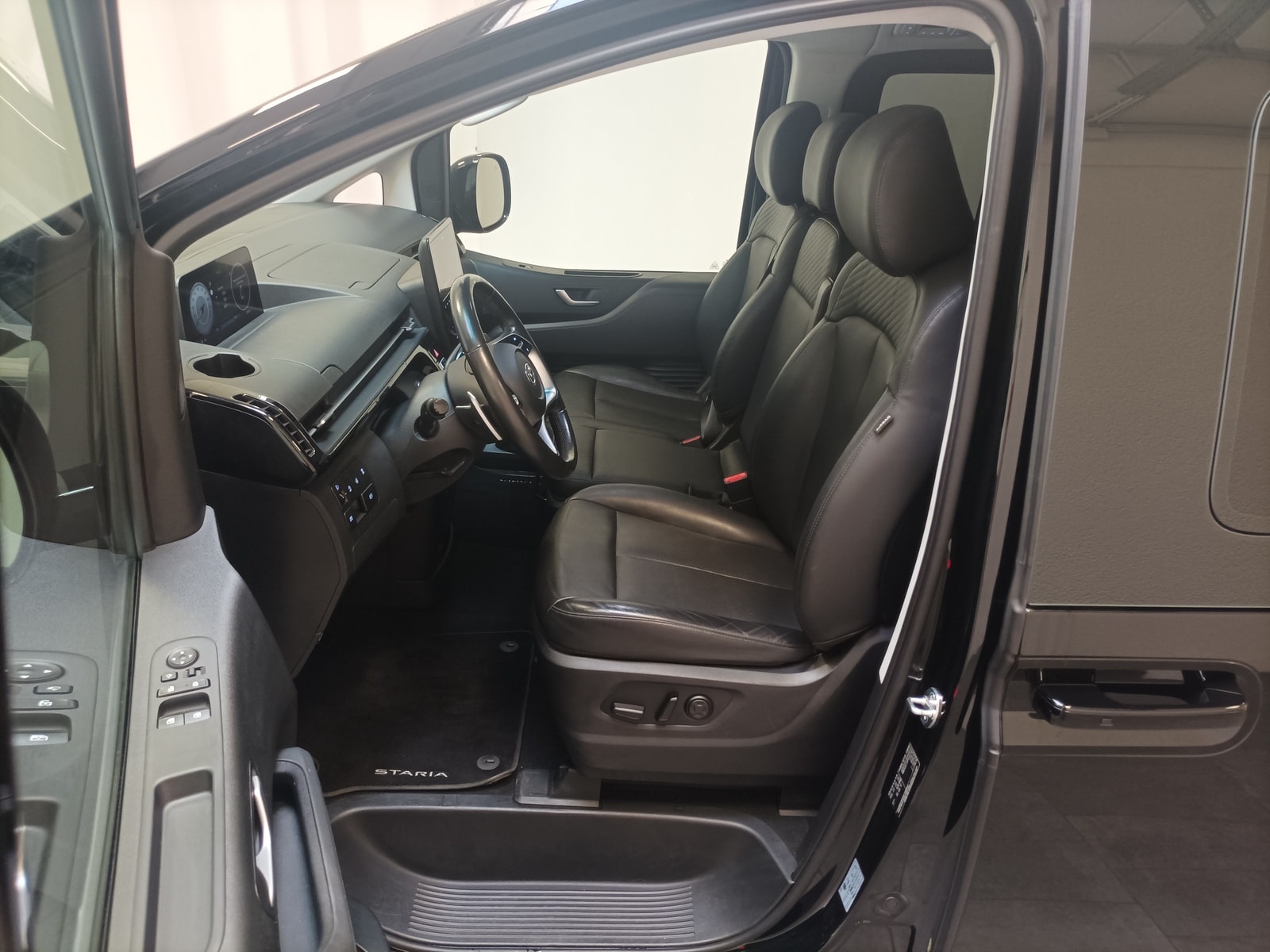 Hyundai STARIA Van Staria 2.2 CRDi Prime 4WD (9-Sitzer) #8