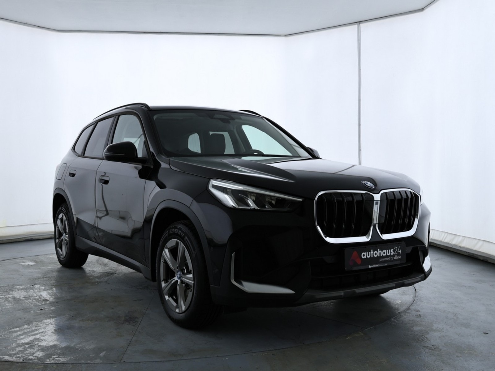 BMW X1 SUV / Crossover / Geländewagen BMW X1 xDrive30e Steptronic Sports Utility Vehicle #1