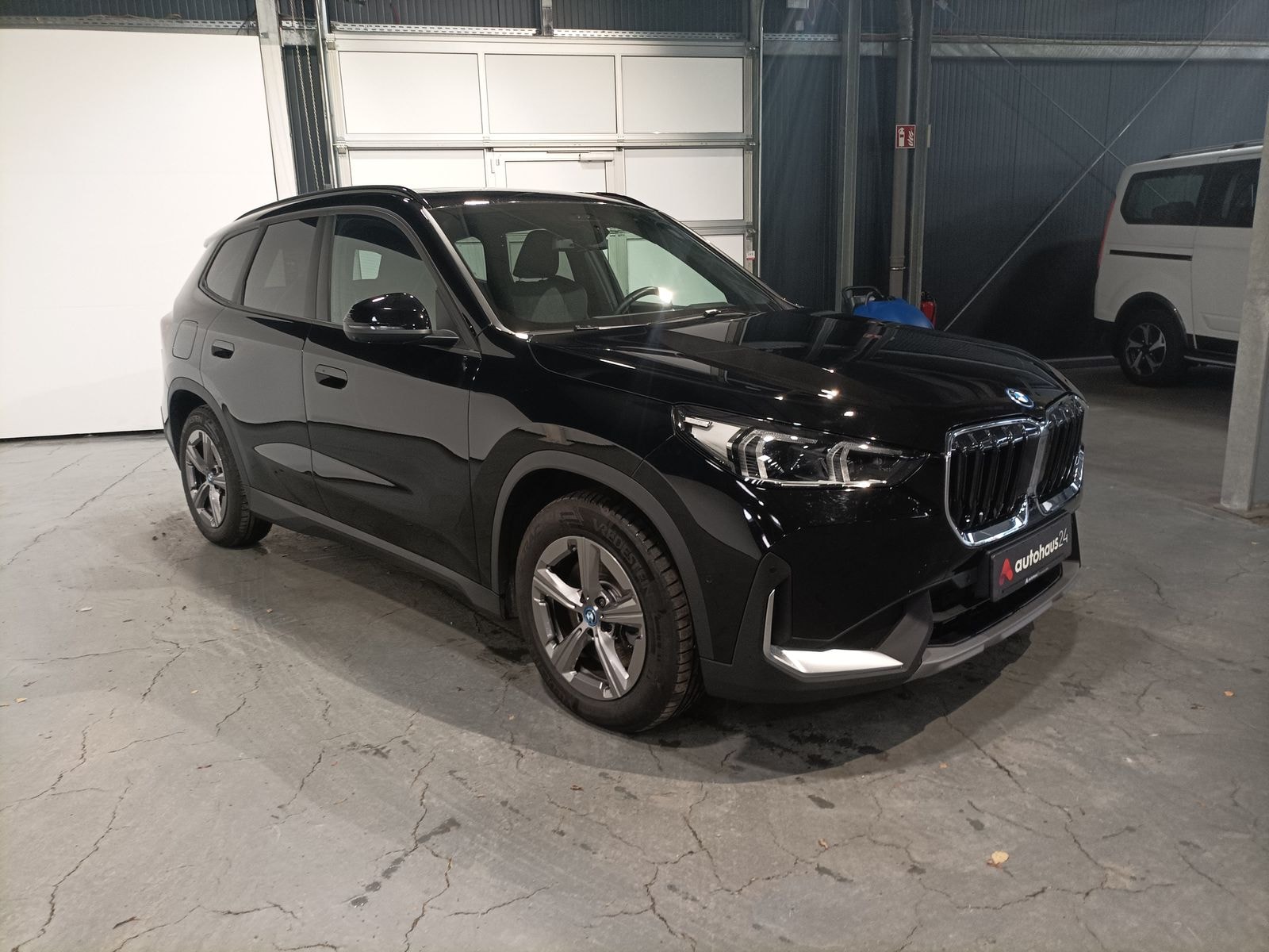 BMW X1 SUV / Crossover / Geländewagen BMW X1 xDrive30e Steptronic Sports Utility Vehicle #1