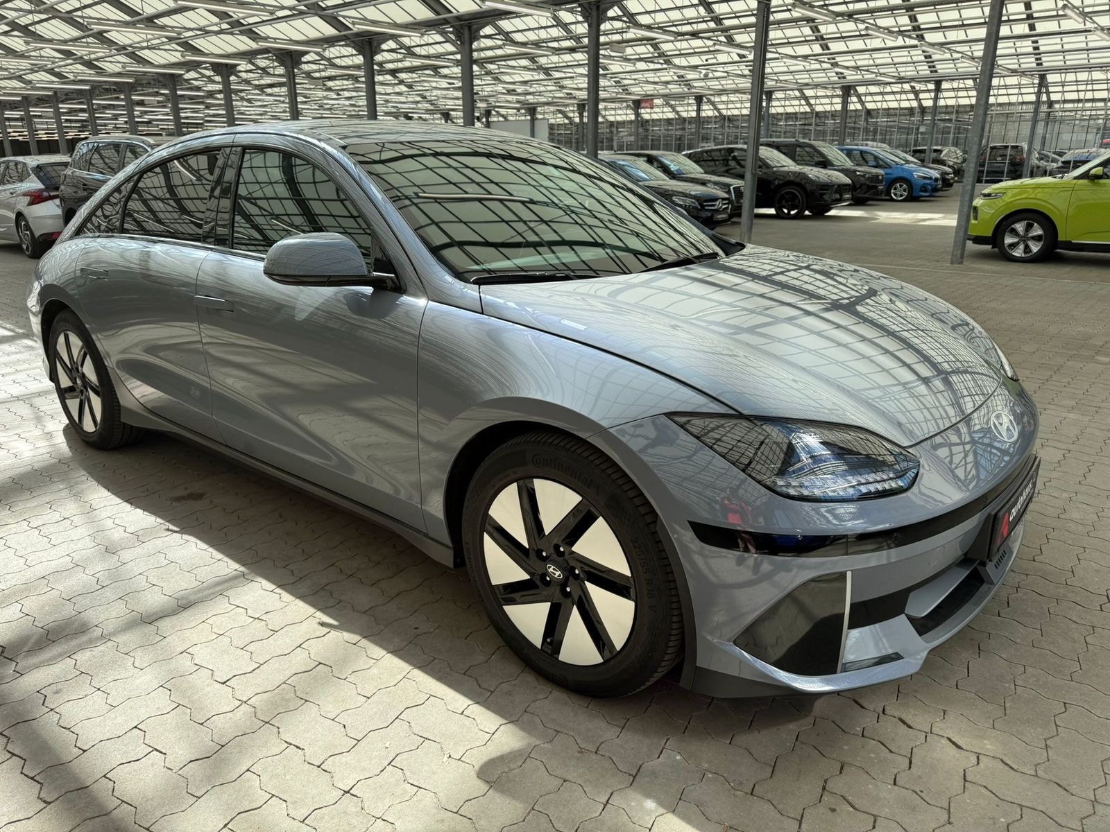 Hyundai IONIQ 6 Limousine HYUNDAI IONIQ 6 77,4kWh 168kW Dynamiq Limousine #1