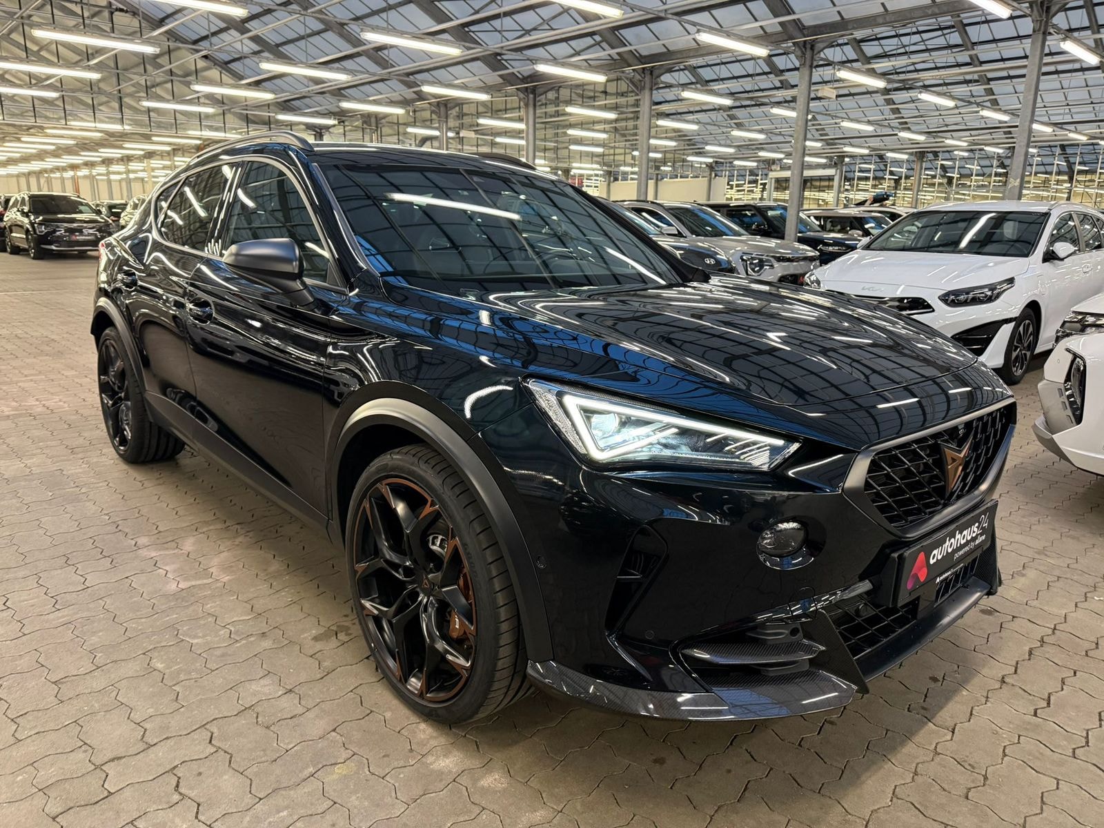 CUPRA Formentor SUV / Crossover / Geländewagen CUPRA Formentor 2.5 TSI 287kW VZ5 4Drive DSG Sports Utility Vehicle #1