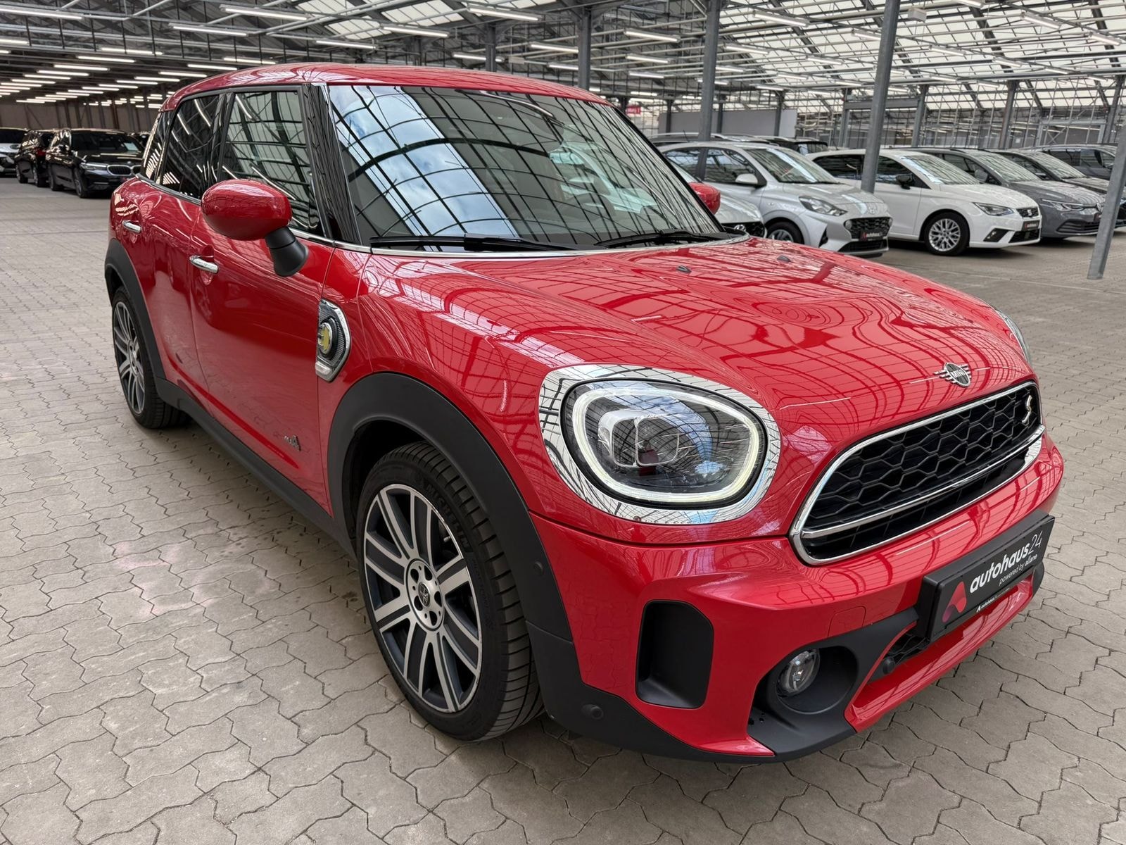 MINI Countryman SUV / Crossover / Geländewagen MINI Countryman Cooper SE ALL4 MINI Yours Trim Schräghecklimousine #1