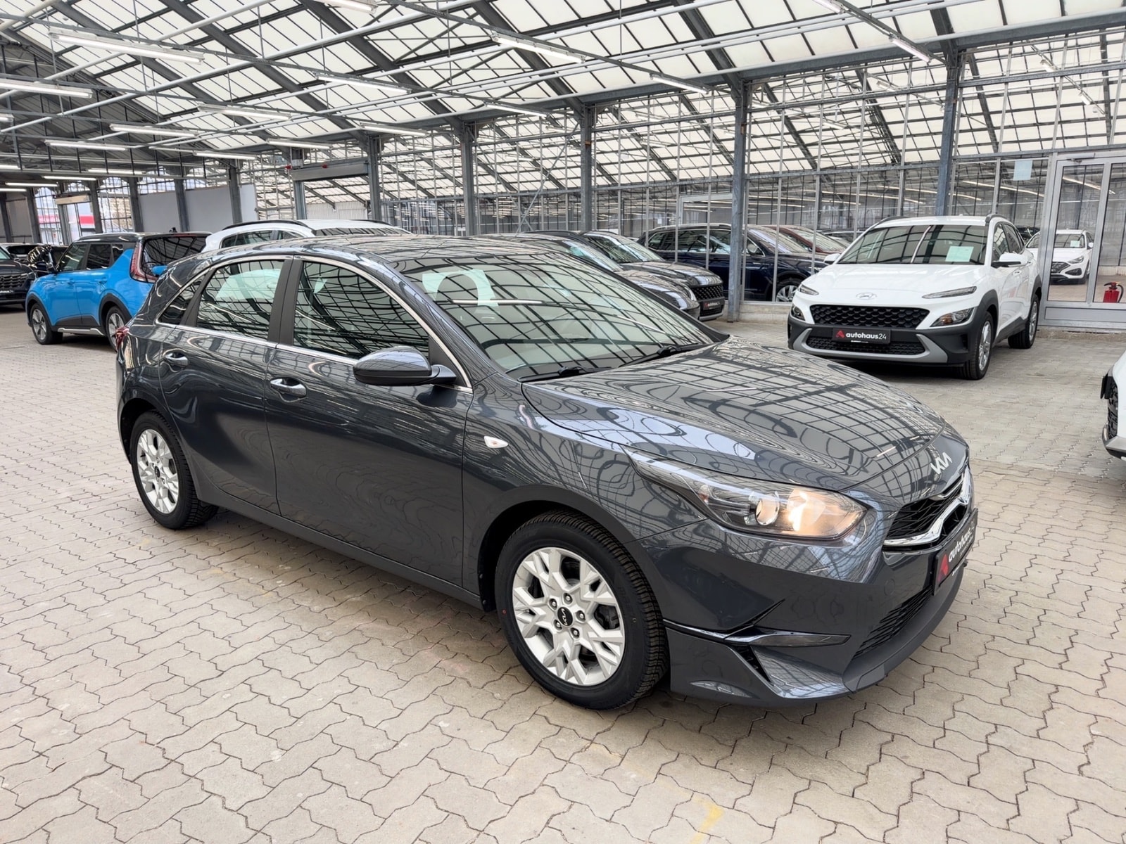 Kia Ceed Limousine KIA Ceed 1.0 T-GDI 88kW Vision Schräghecklimousine #1